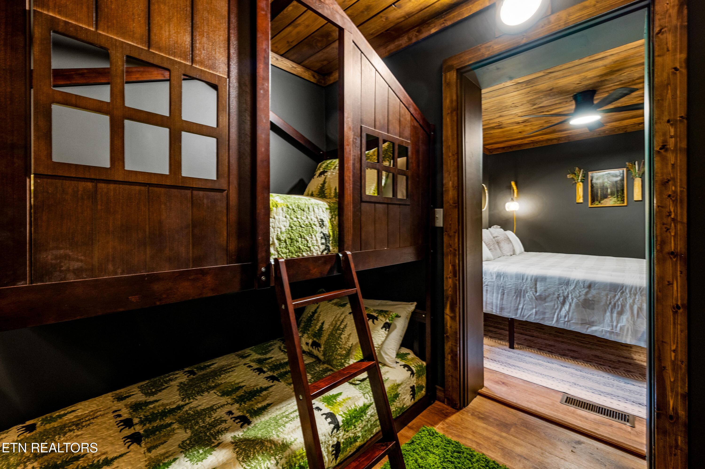 835 Lee Circle Pigeon Forge TN 37862