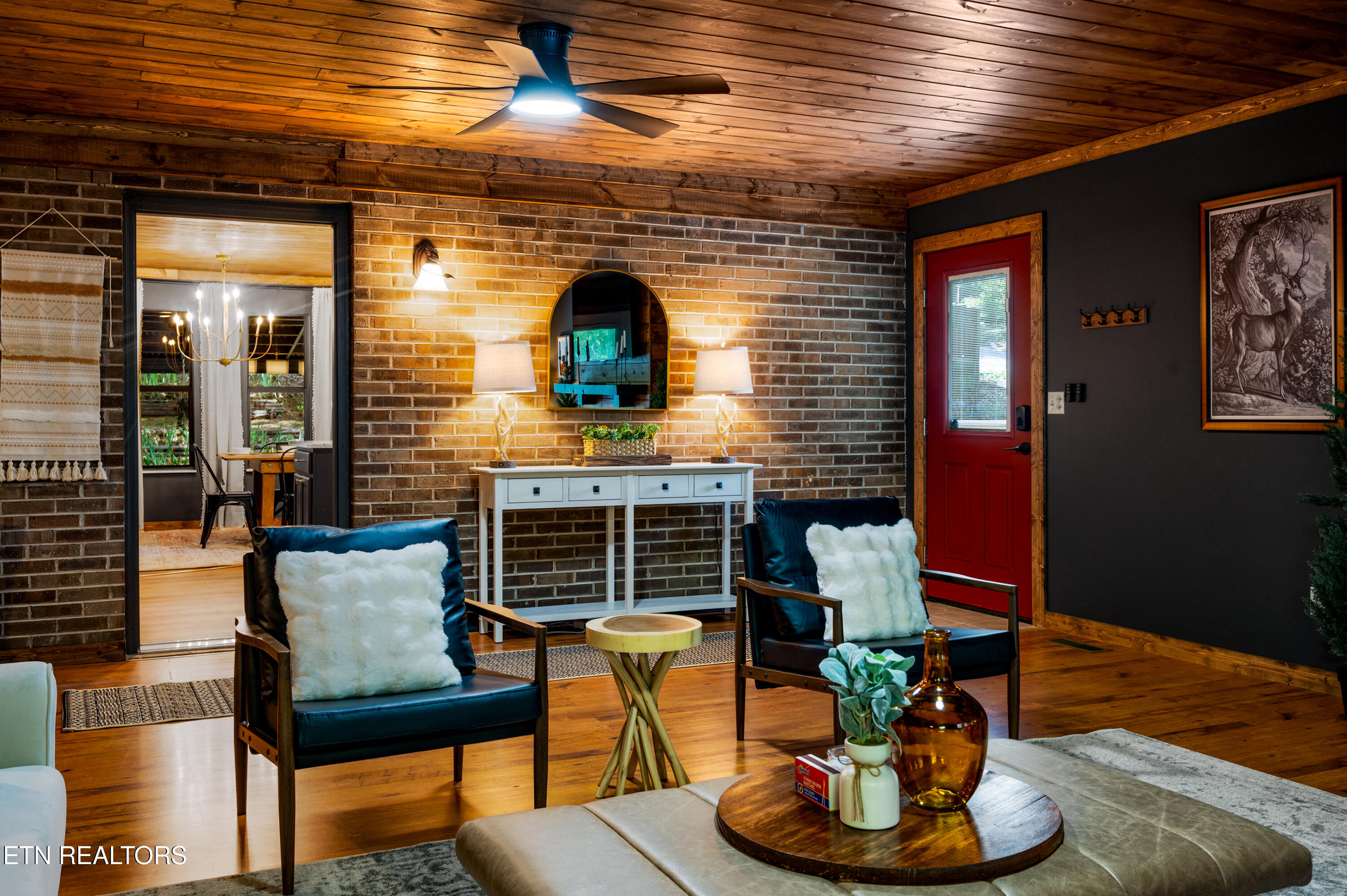835 Lee Circle Pigeon Forge TN 37862