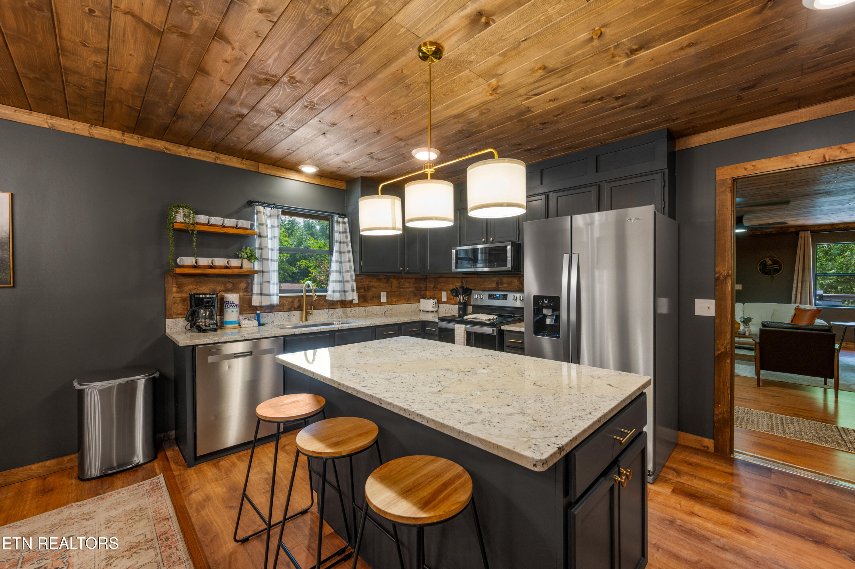 835 Lee Circle Pigeon Forge TN 37862