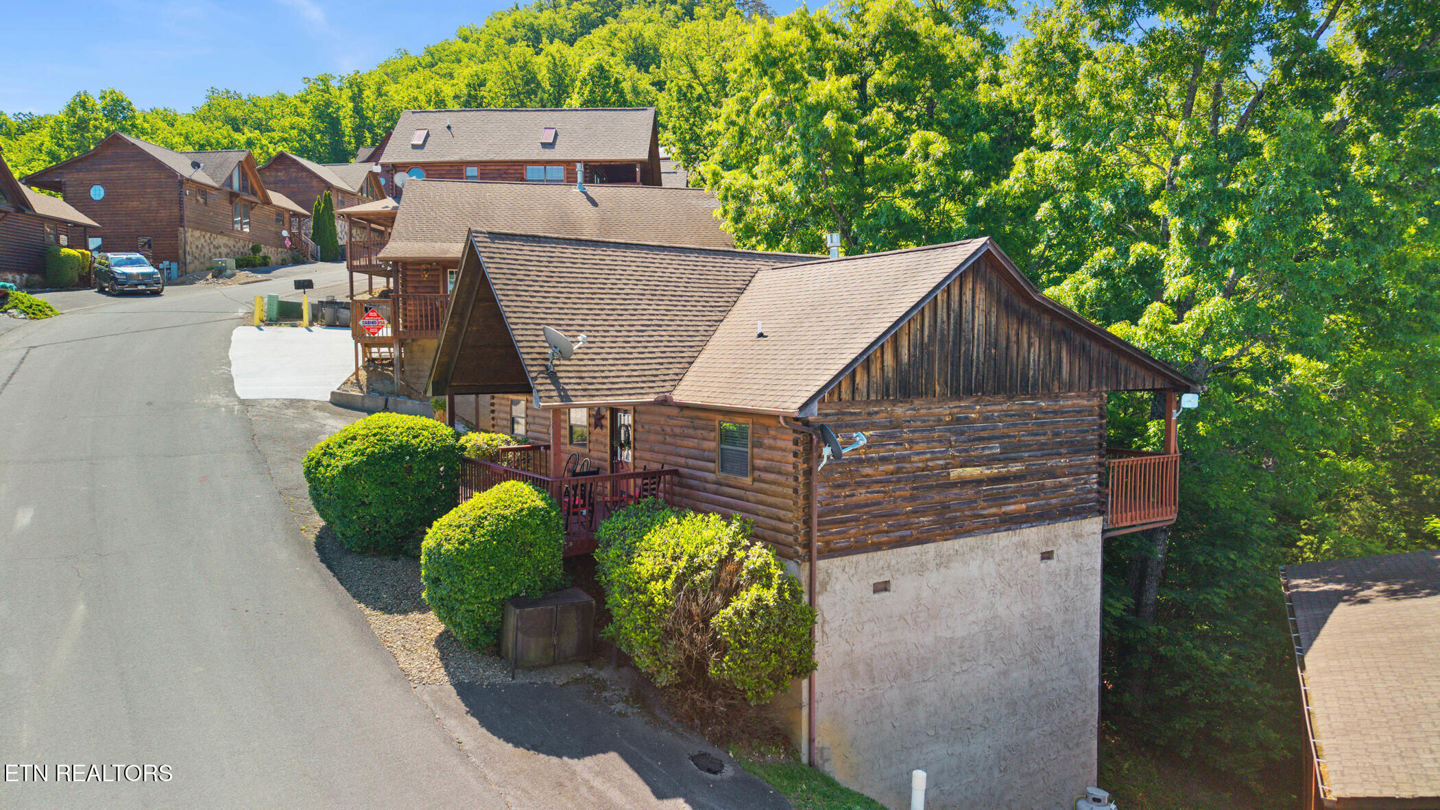 1538 Bears Den Way Sevierville TN 37862