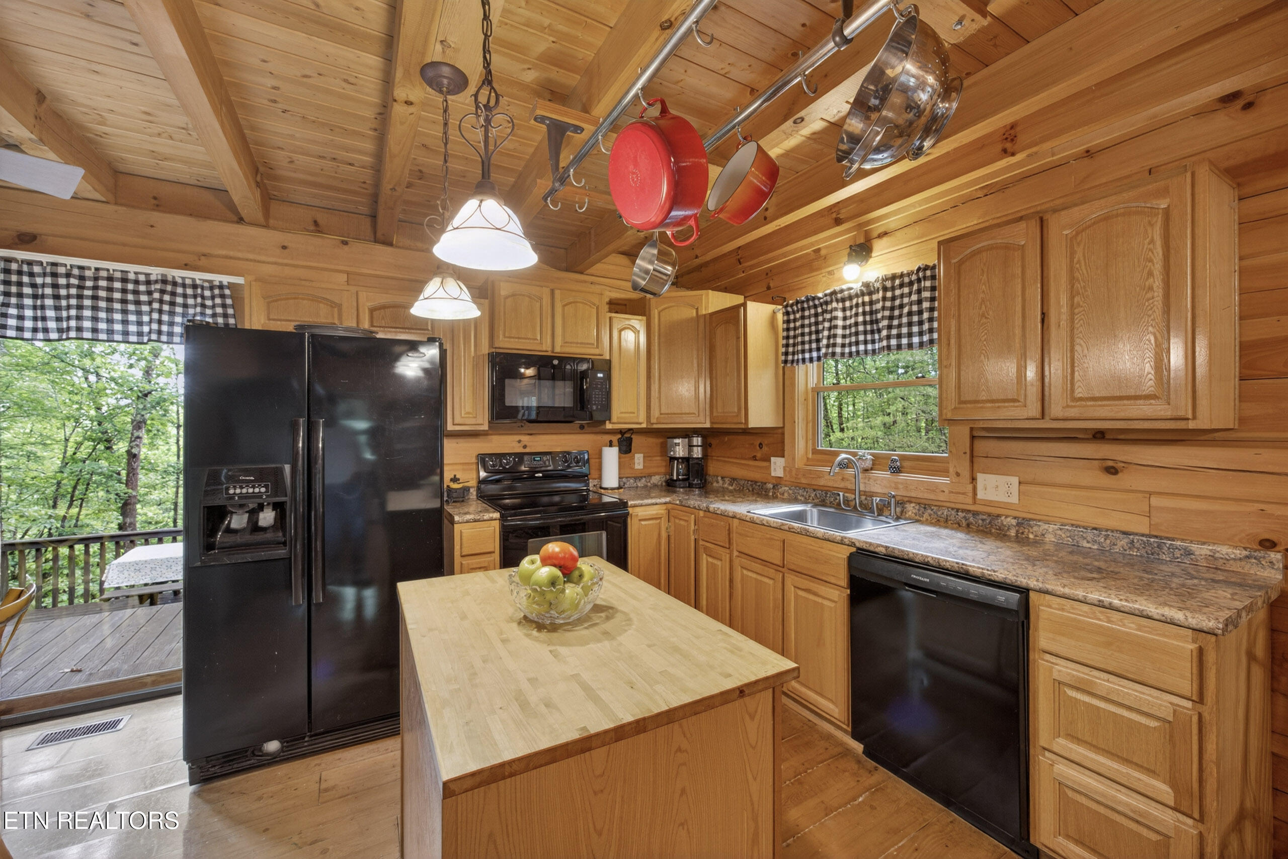 55214 Maynard Ridge Crawford TN 38554