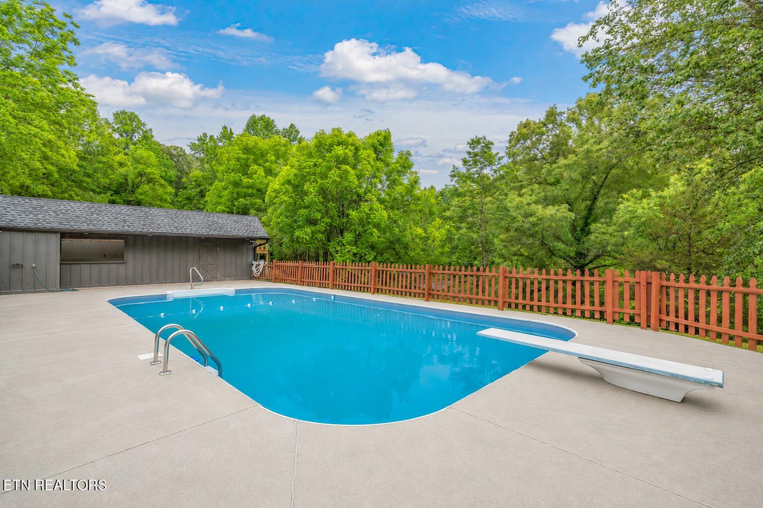 826 Long Mill Road Athens TN 37303
