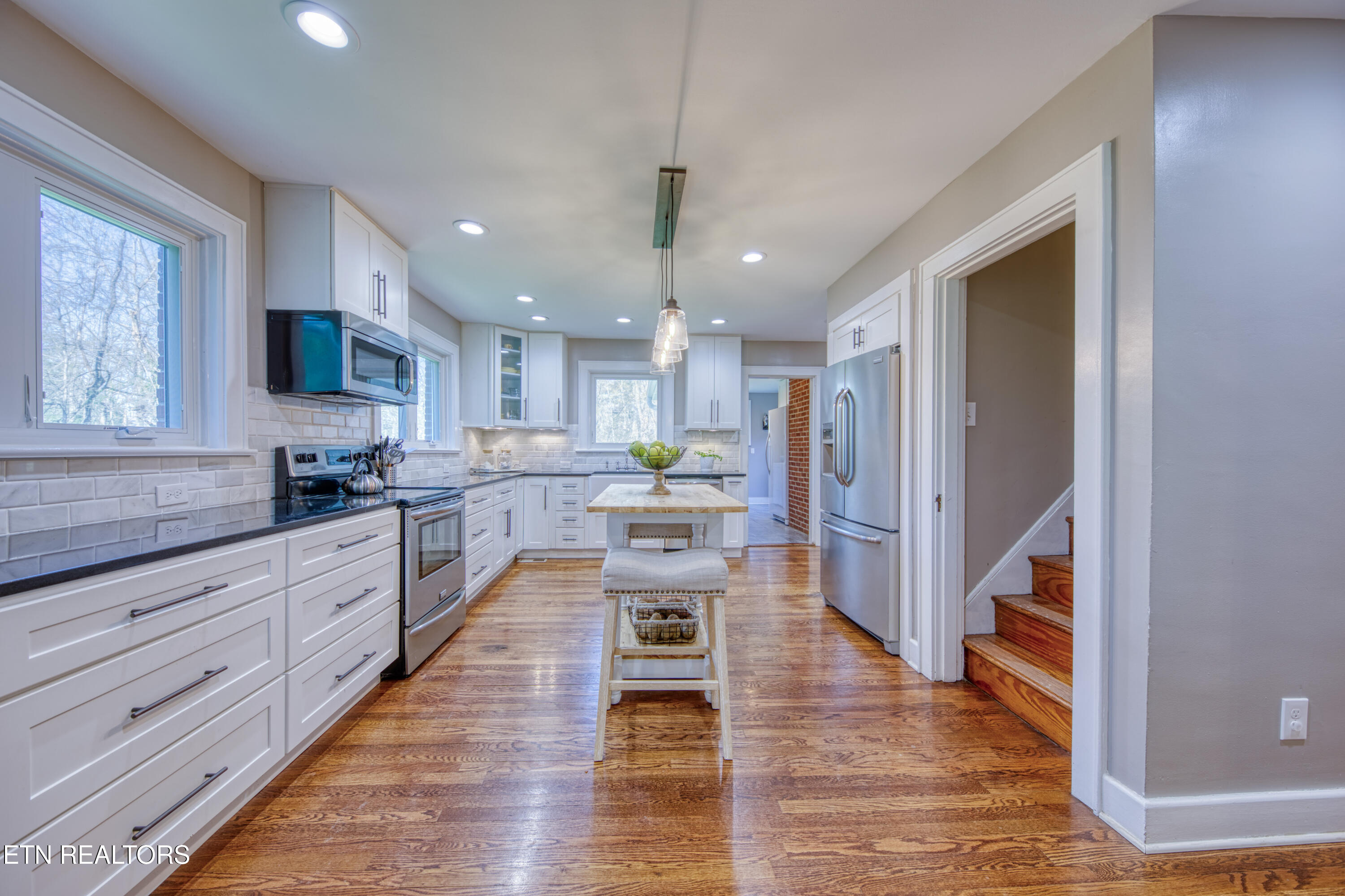 8405 Washington Pike Corryton TN 37721