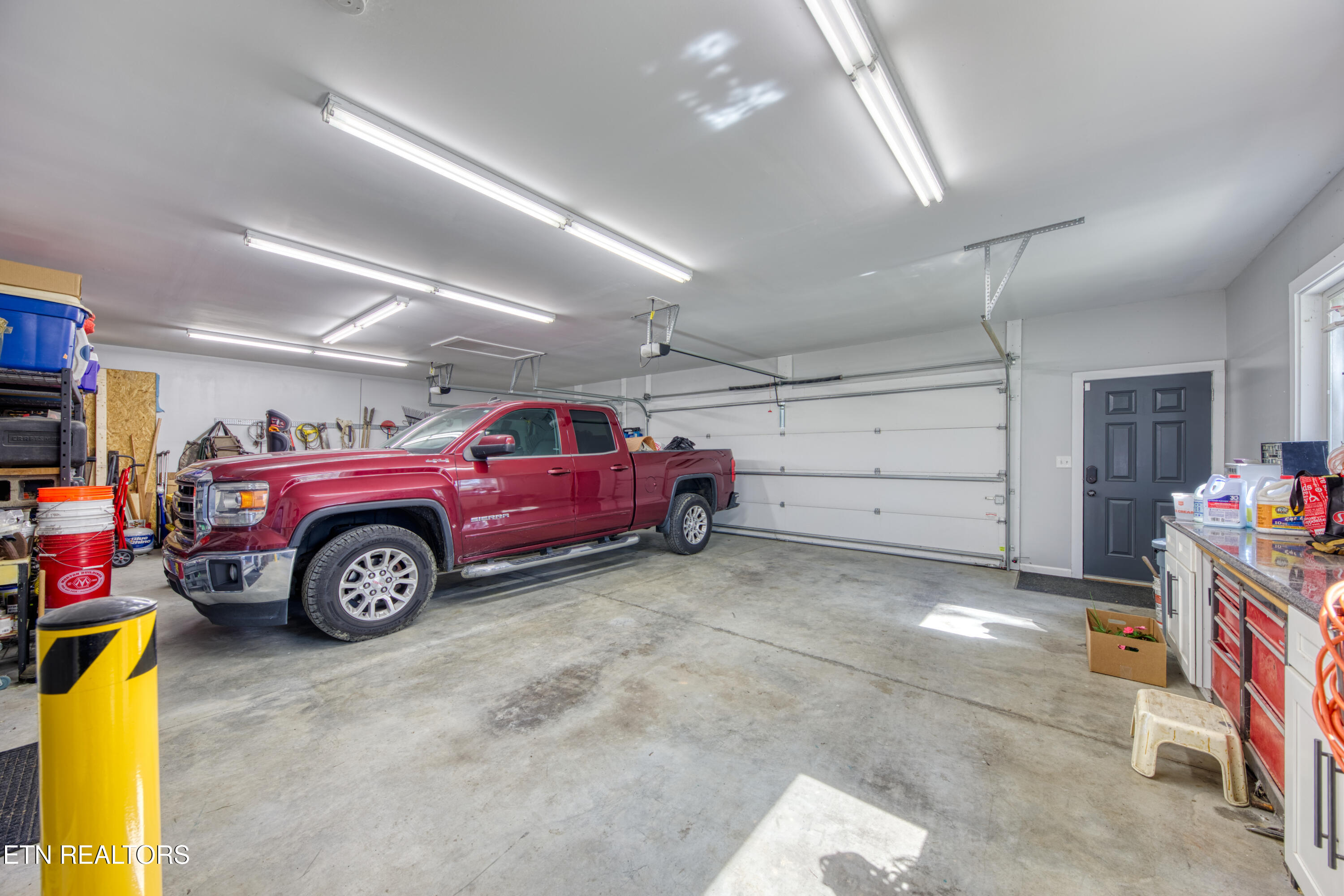8405 Washington Pike Corryton TN 37721