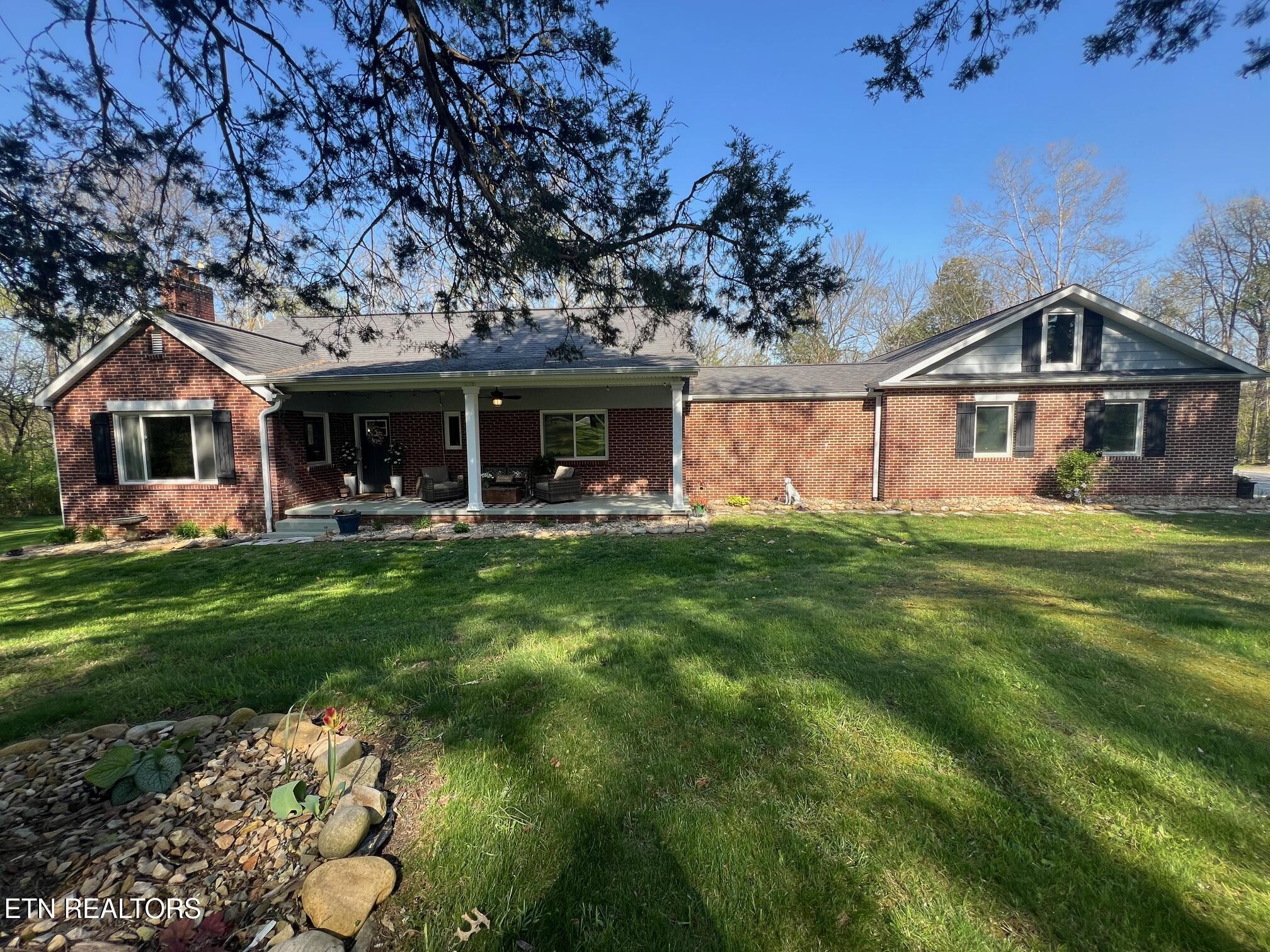 8405 Washington Pike Corryton TN 37721