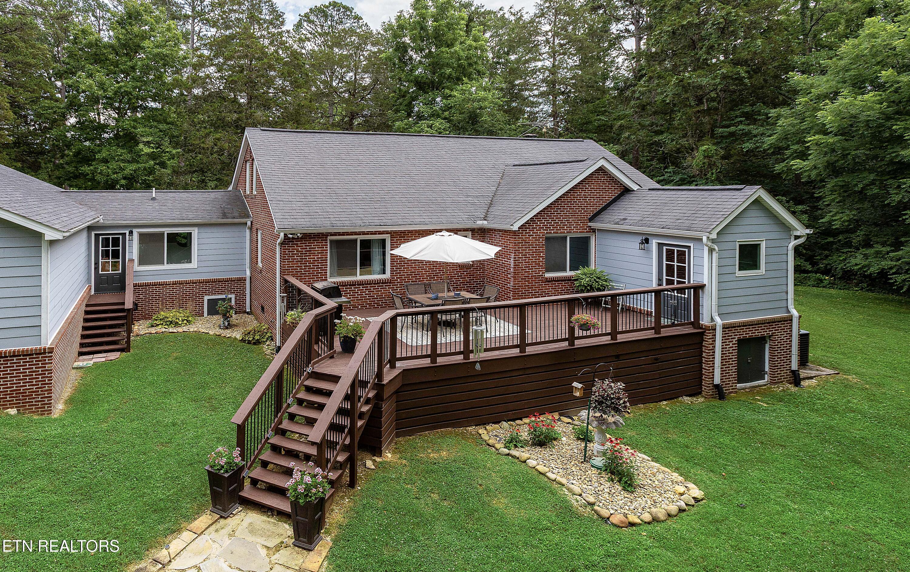 8405 Washington Pike Corryton TN 37721