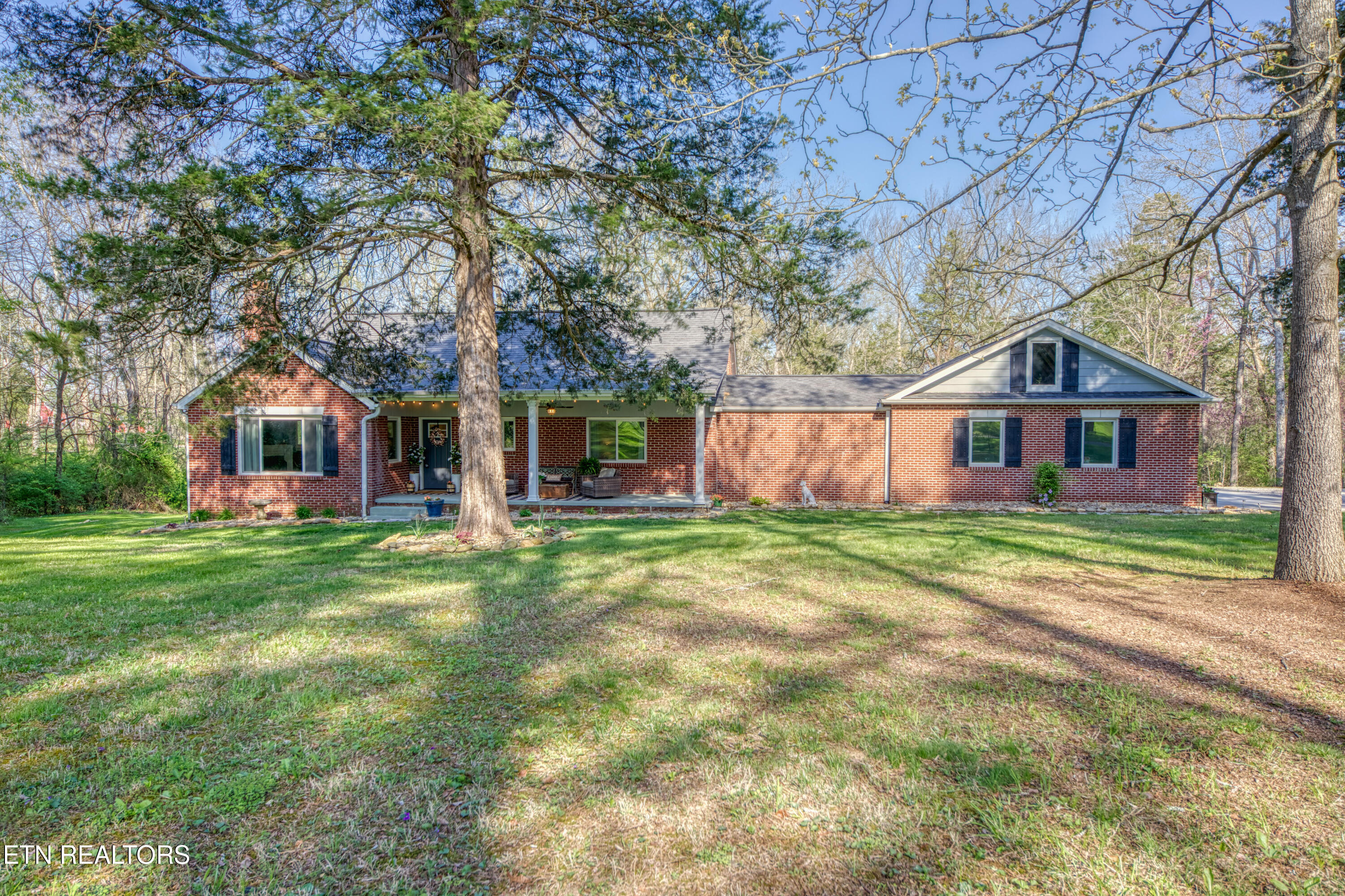 8405 Washington Pike Corryton TN 37721
