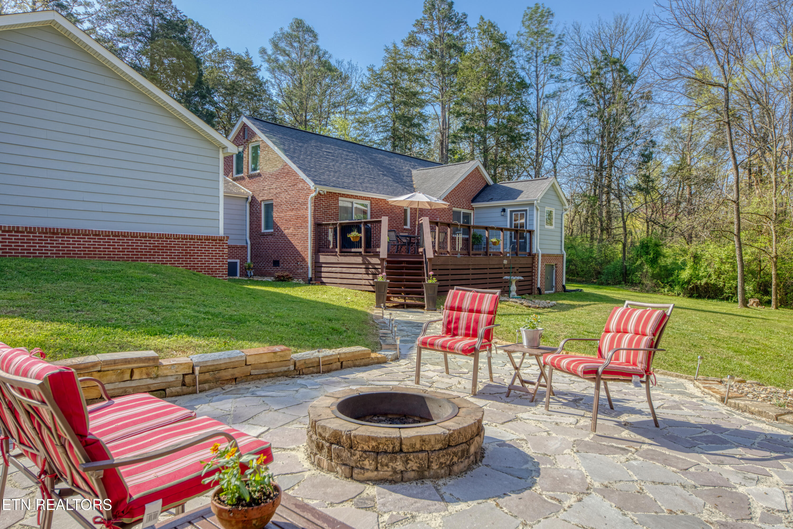8405 Washington Pike Corryton TN 37721