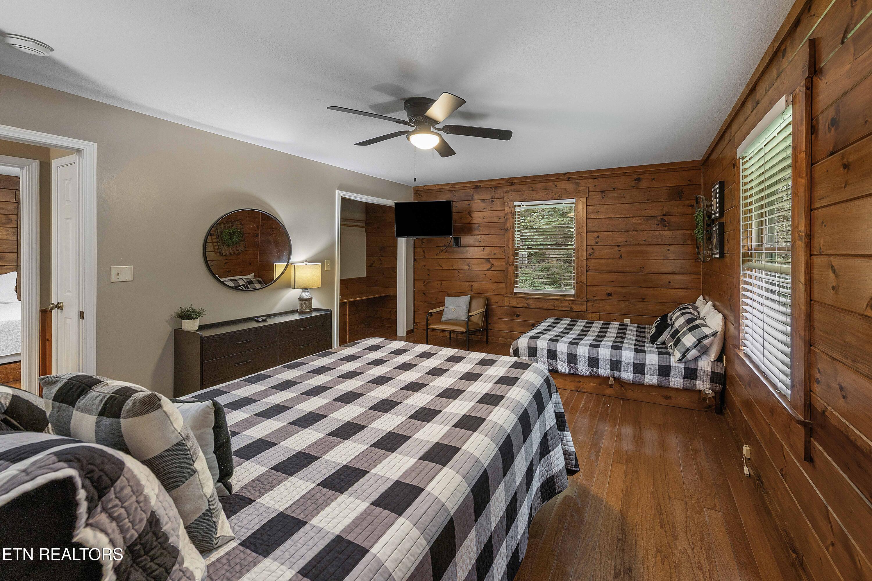 1150 Ogle Hills Road Gatlinburg TN 37738