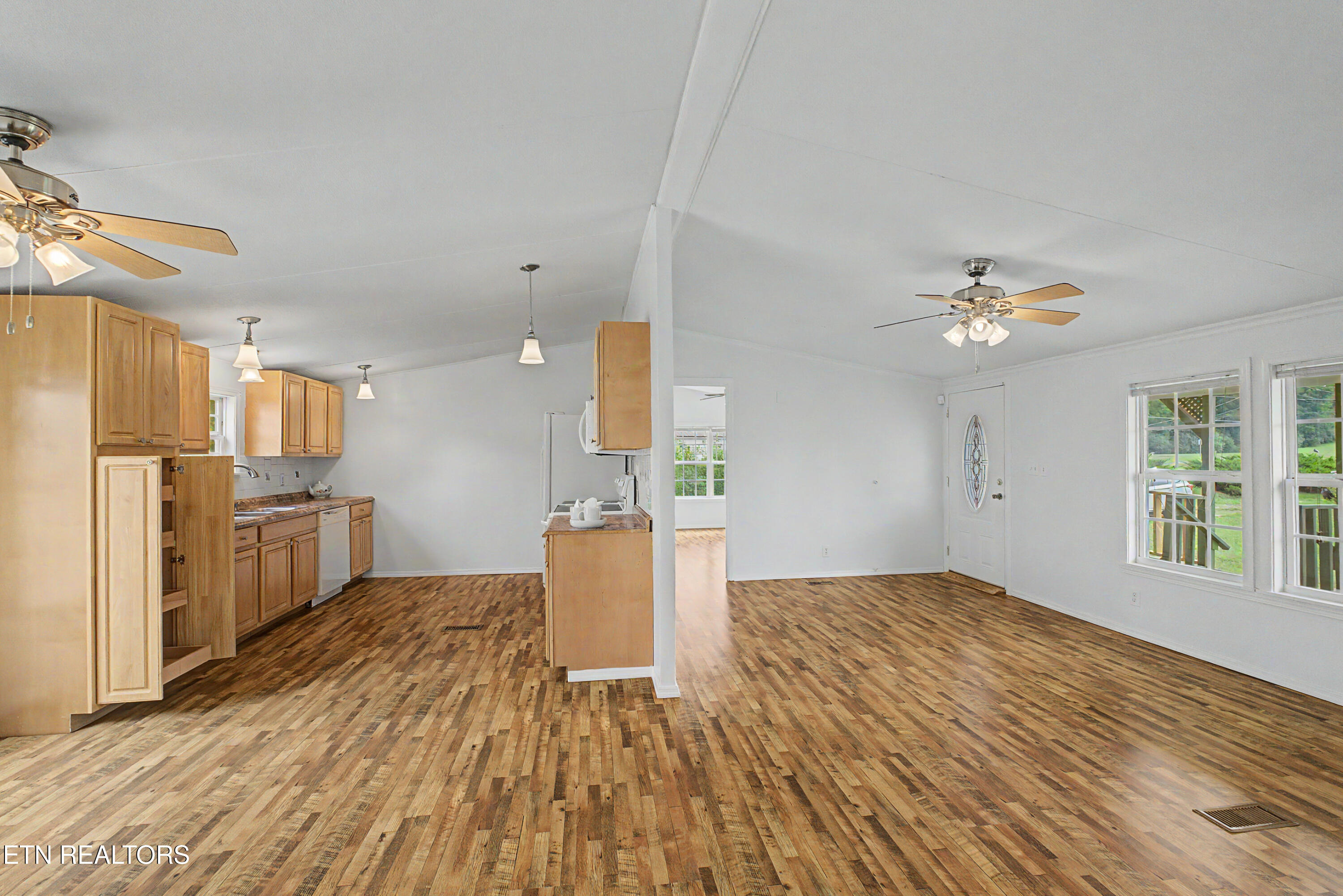 1561 Niles Ferry Road Madisonville TN 37354