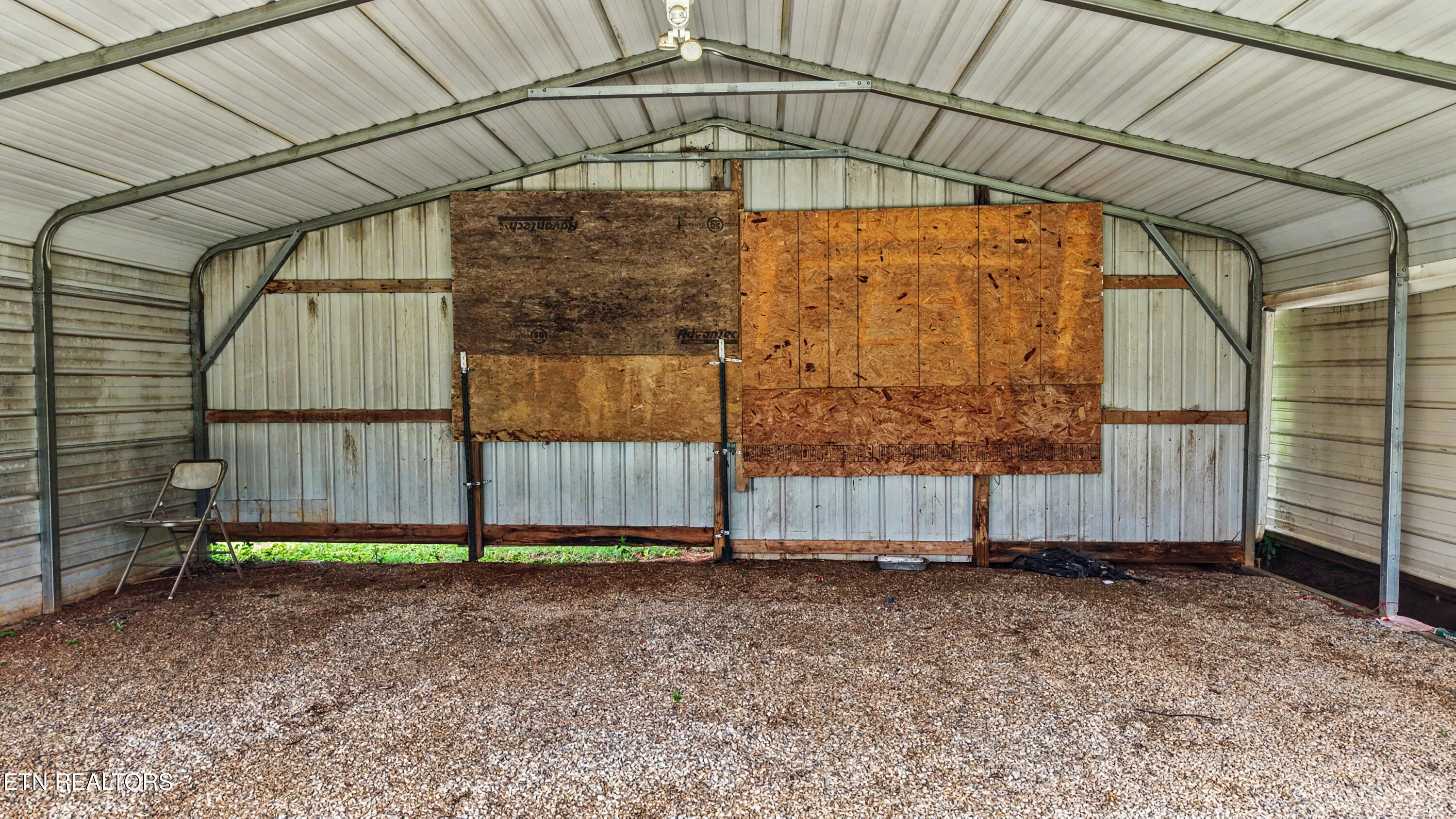 1561 Niles Ferry Road Madisonville TN 37354