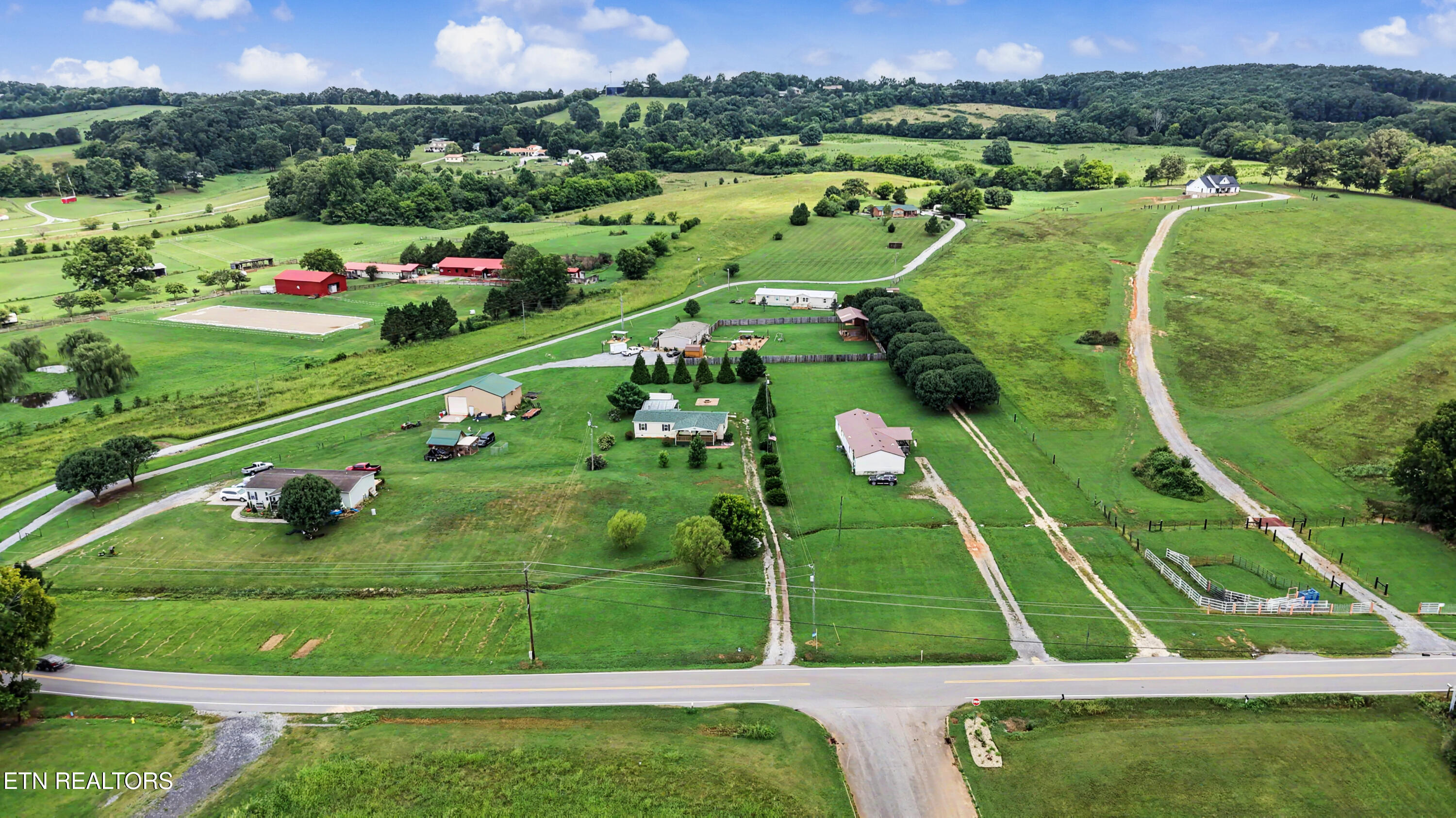 1561 Niles Ferry Road Madisonville TN 37354