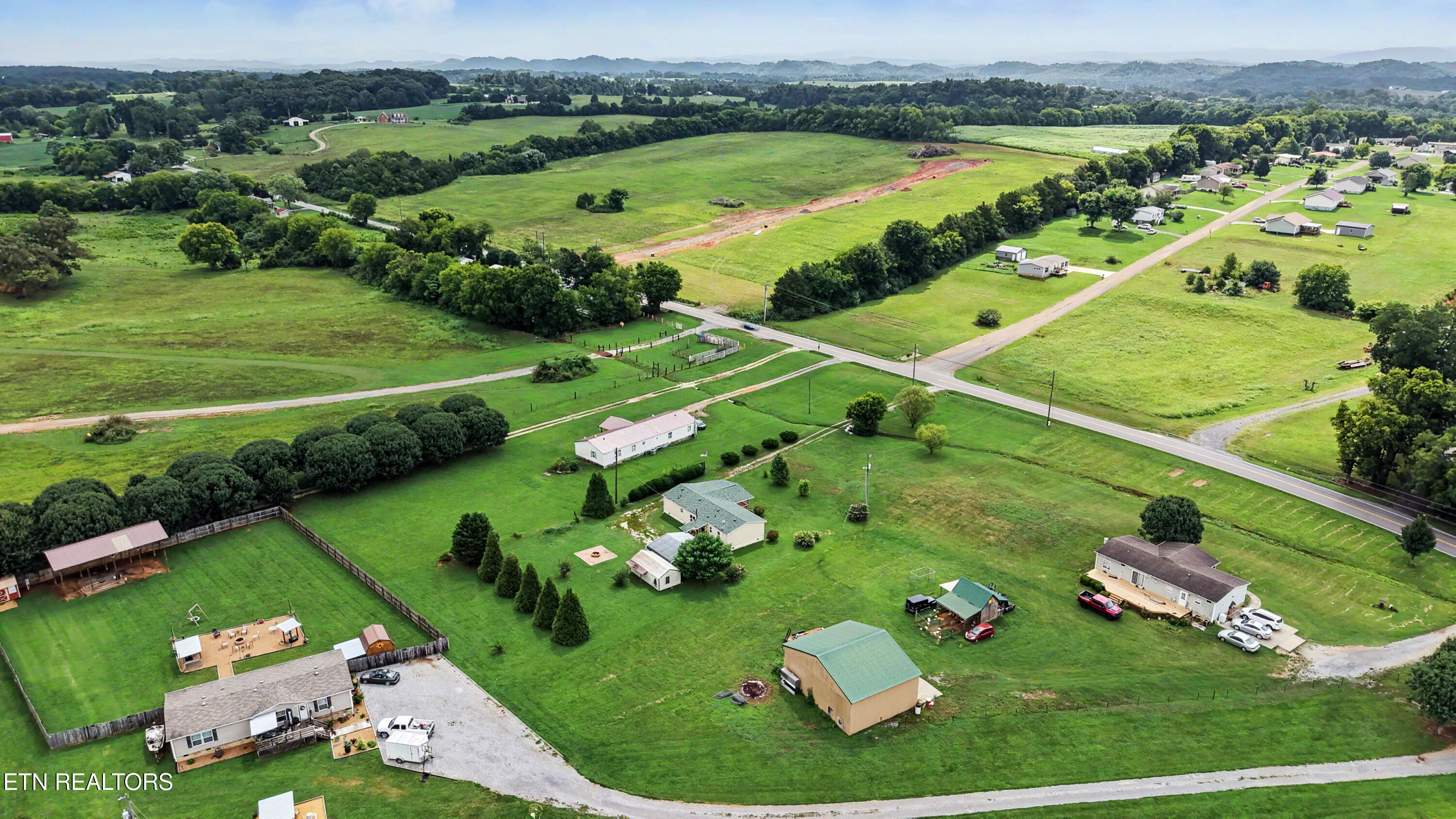 1561 Niles Ferry Road Madisonville TN 37354