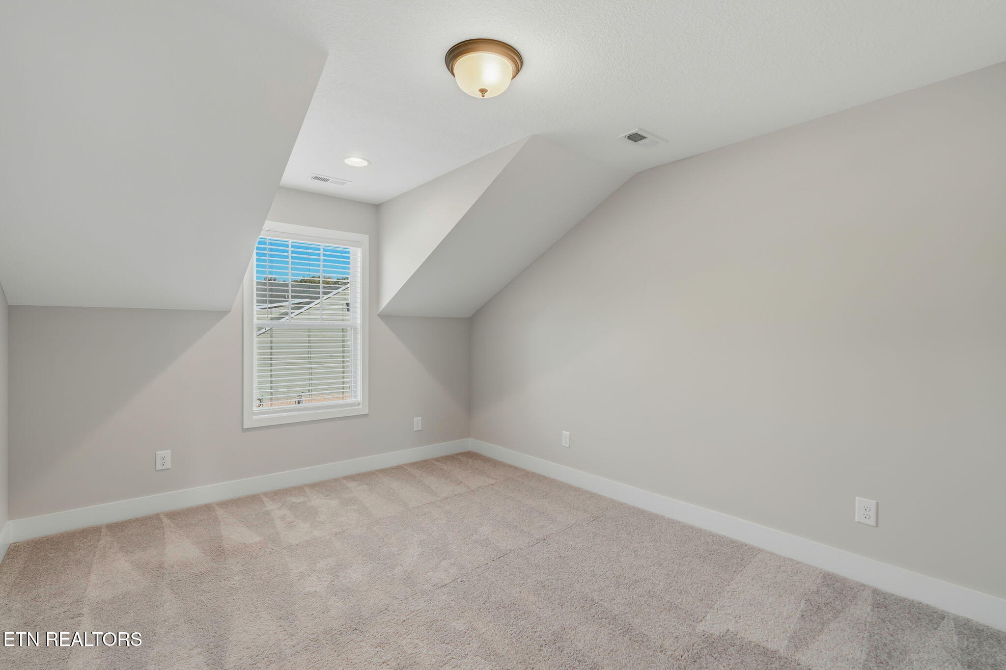 100 Roseberry Street Oak Ridge TN 37830