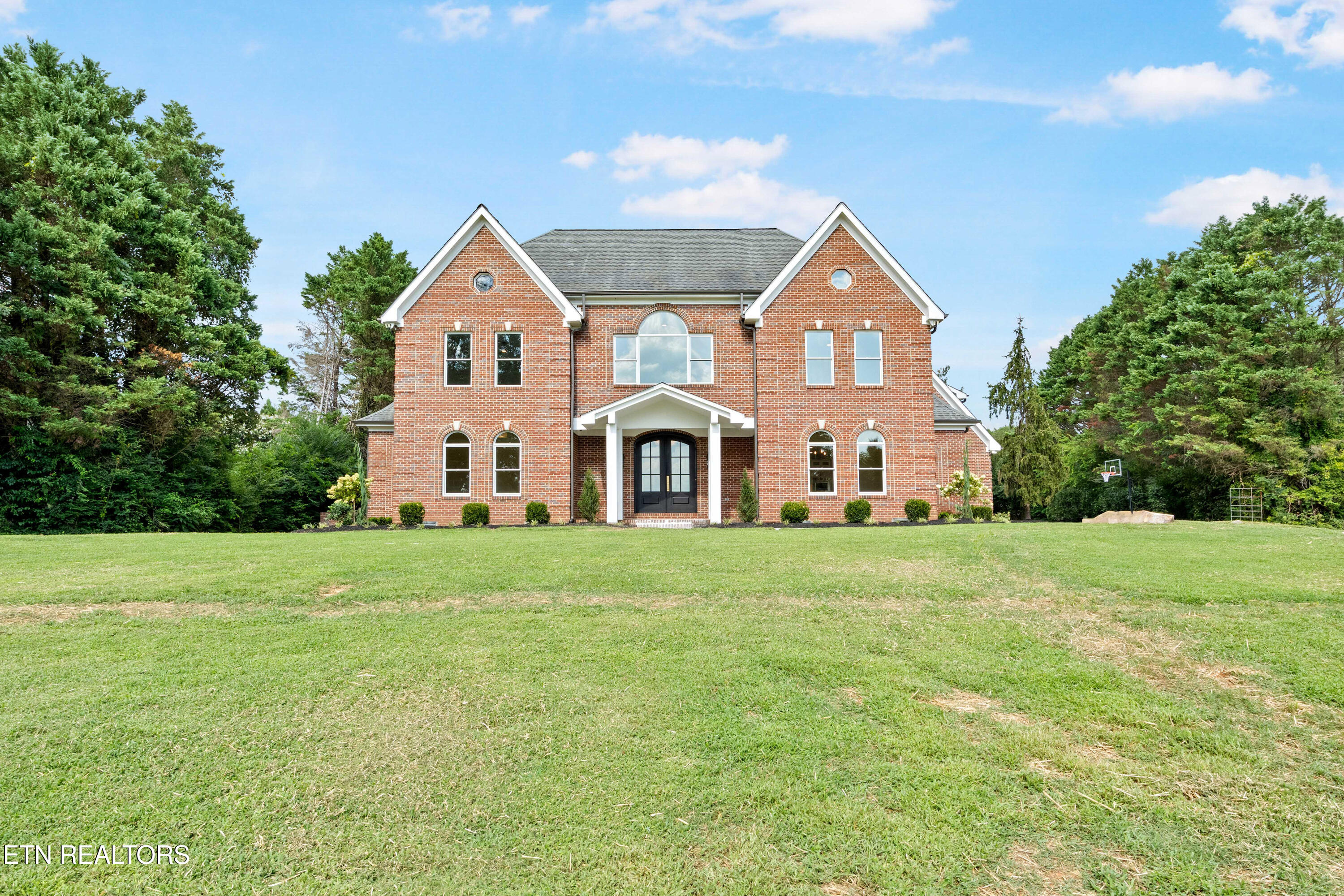 8724 Inlet Drive Knoxville TN 37922