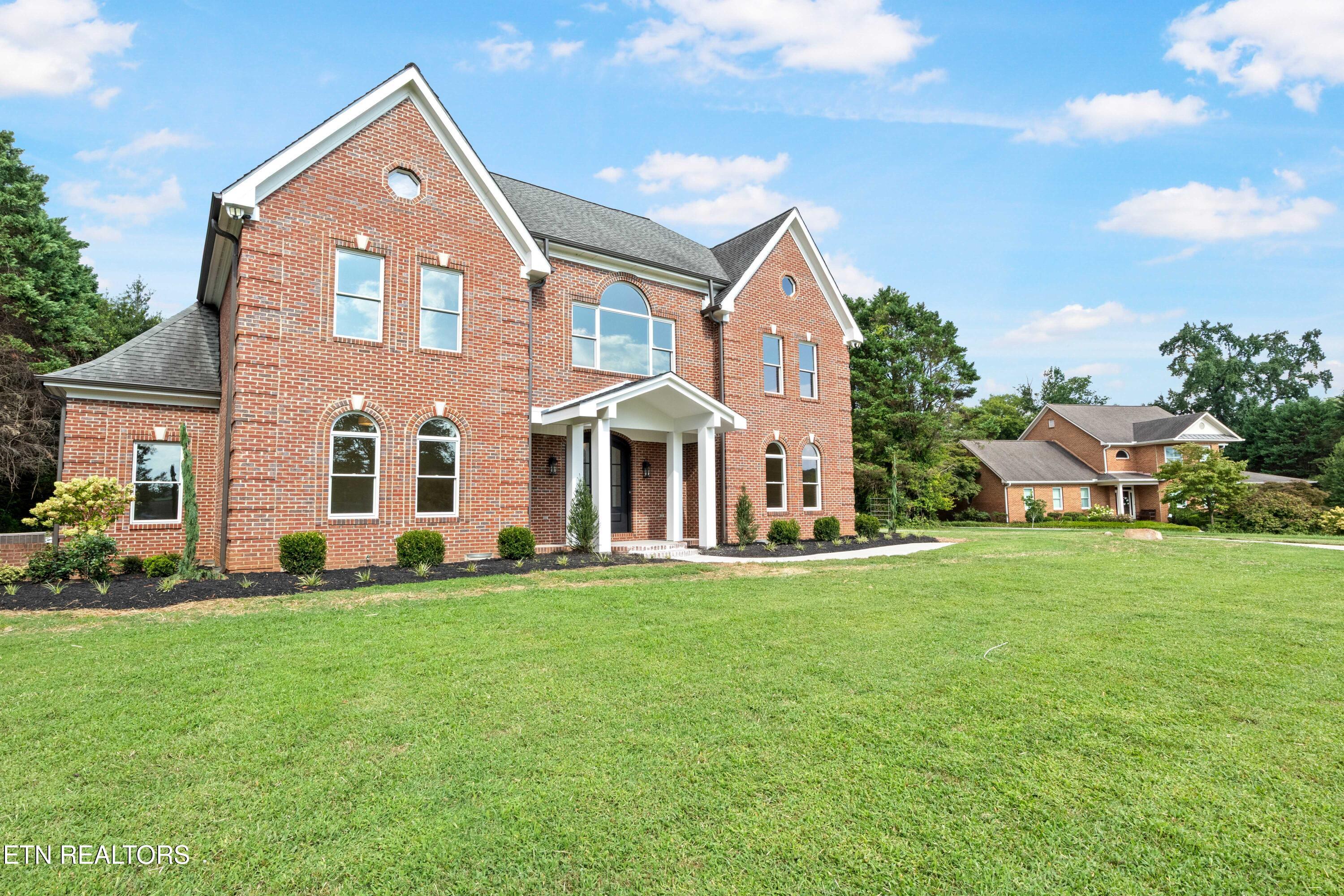 8724 Inlet Drive Knoxville TN 37922