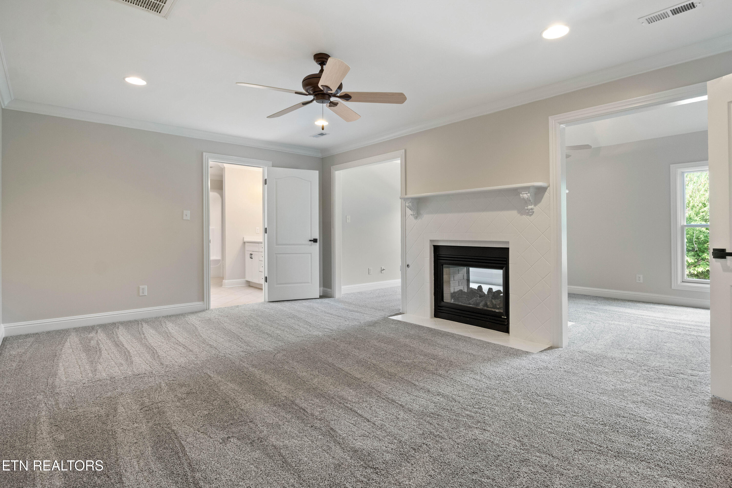 8724 Inlet Drive Knoxville TN 37922