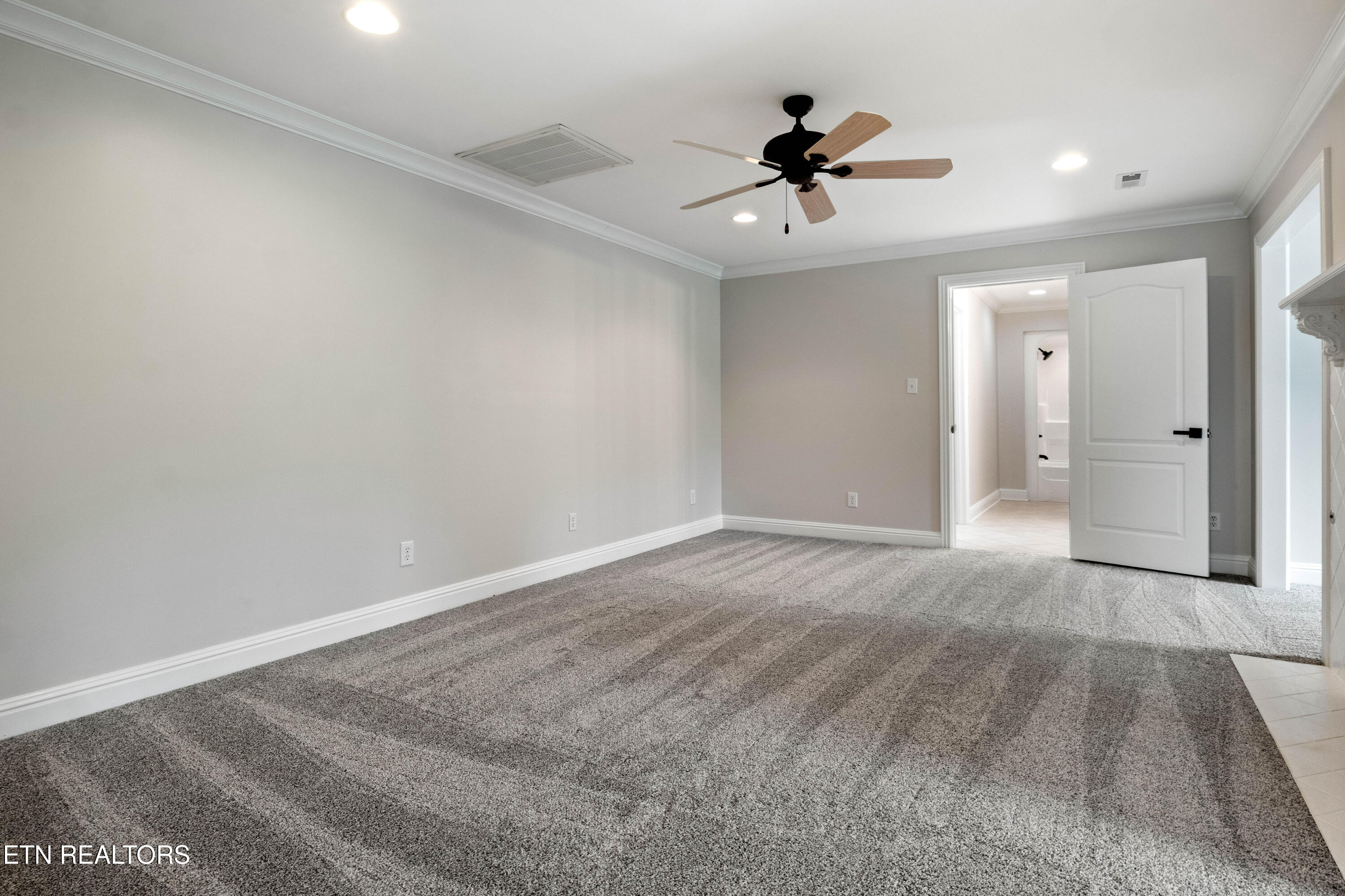 8724 Inlet Drive Knoxville TN 37922