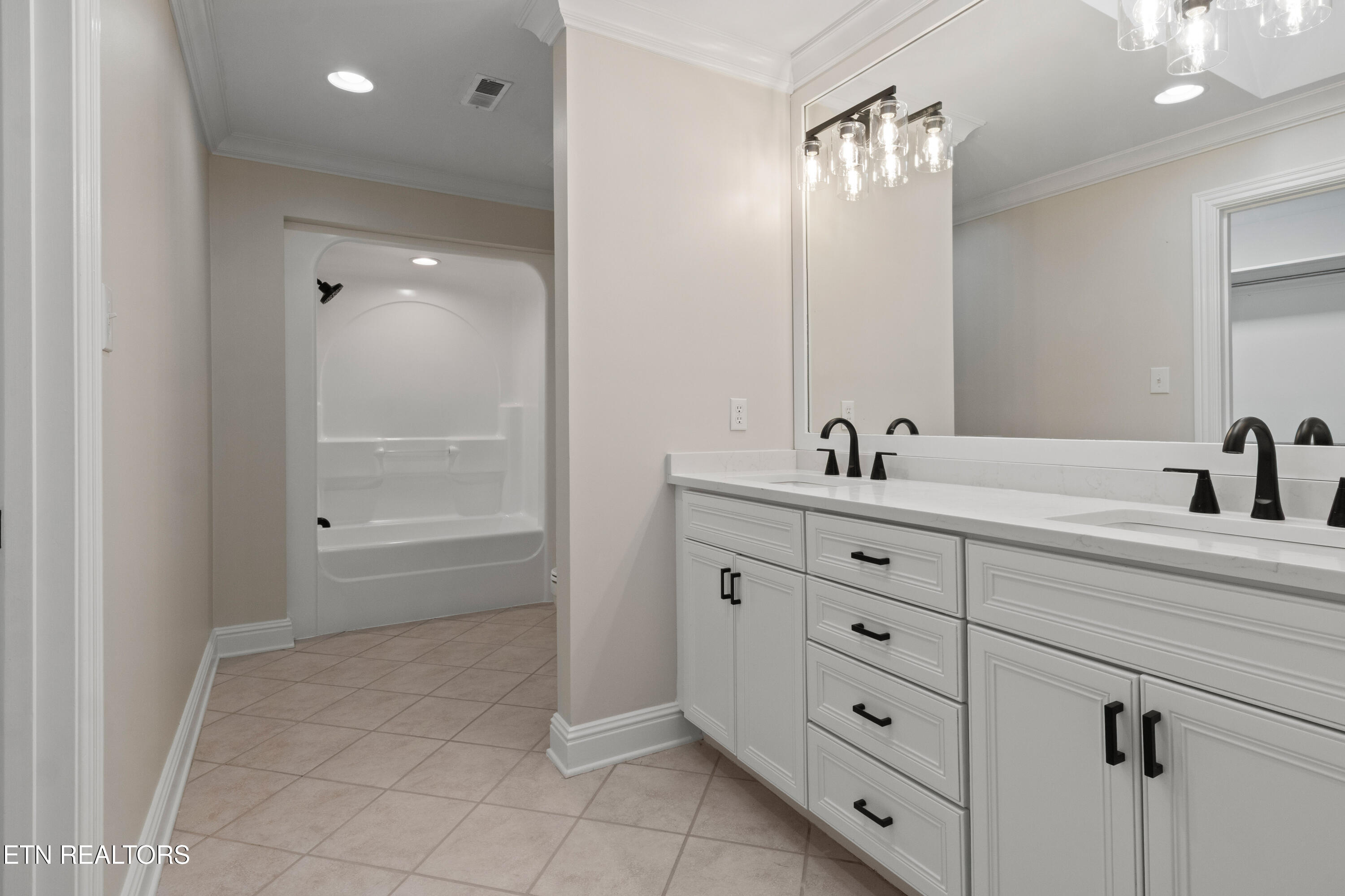 8724 Inlet Drive Knoxville TN 37922