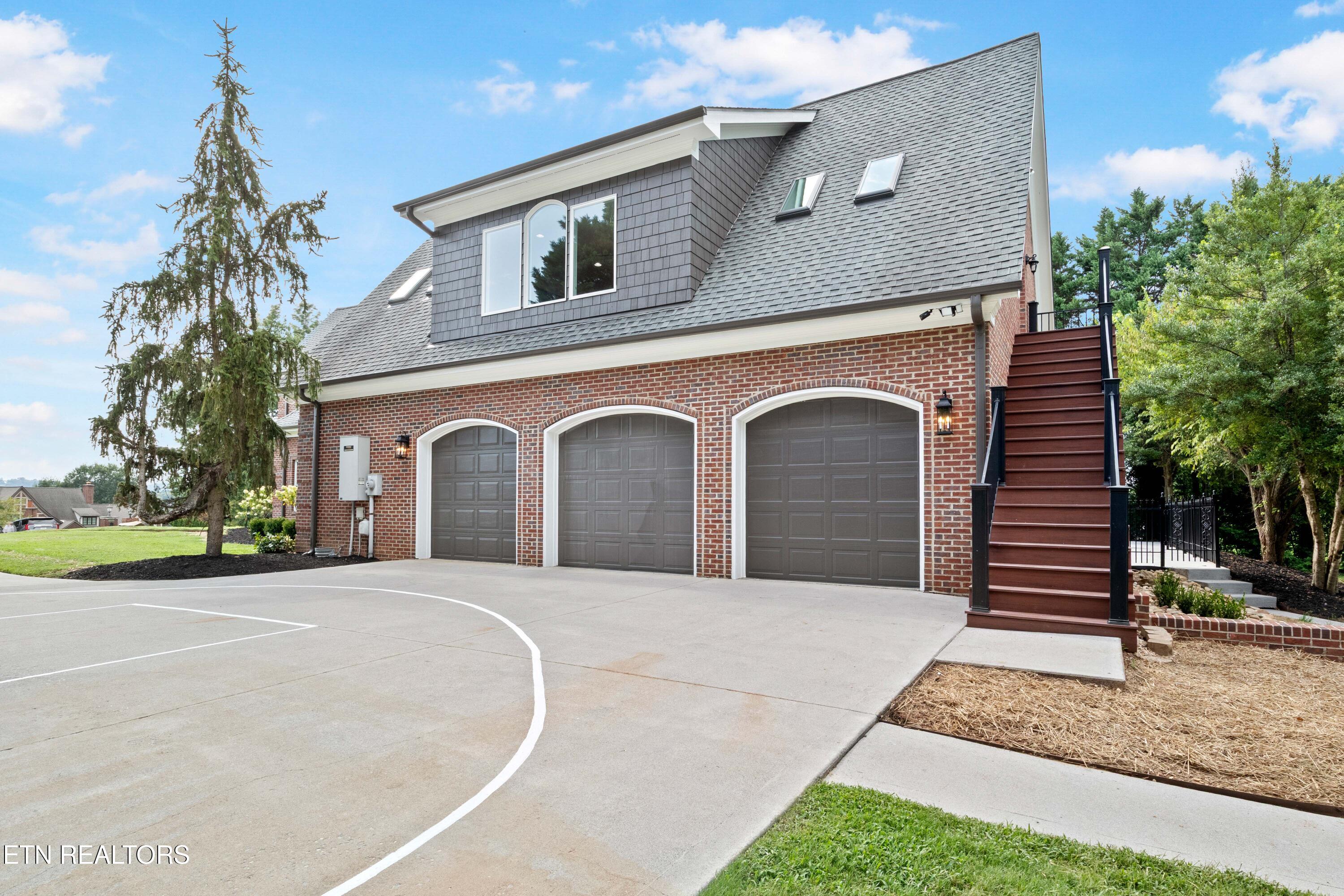 8724 Inlet Drive Knoxville TN 37922