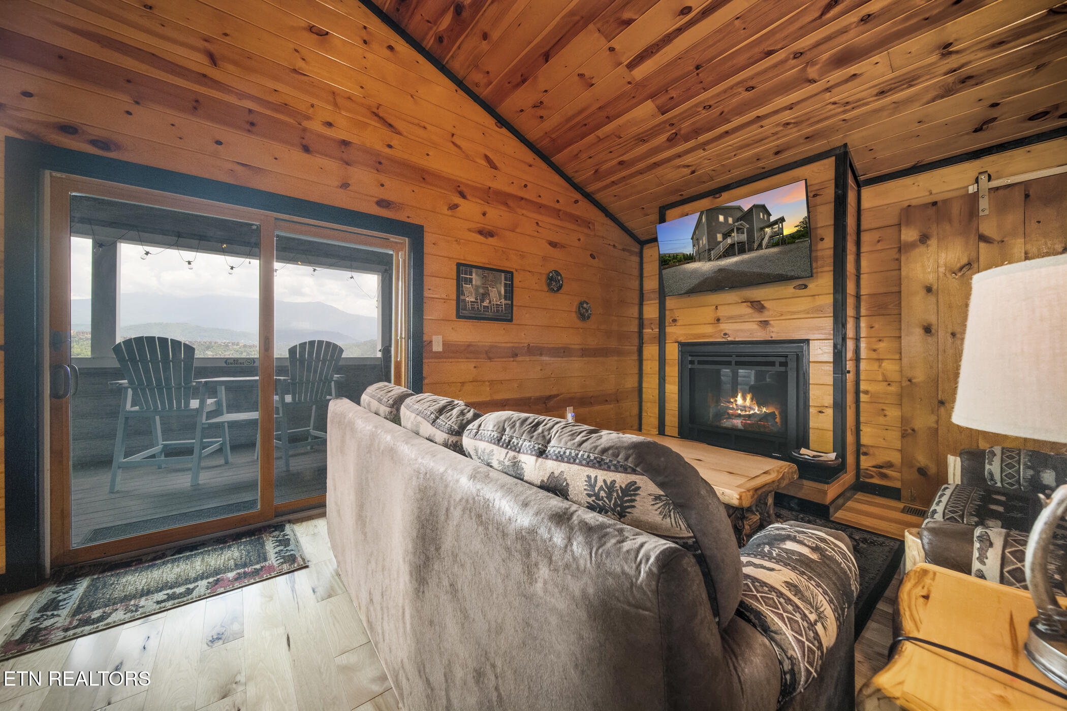 1156 Hemlock Drive Gatlinburg TN 37738