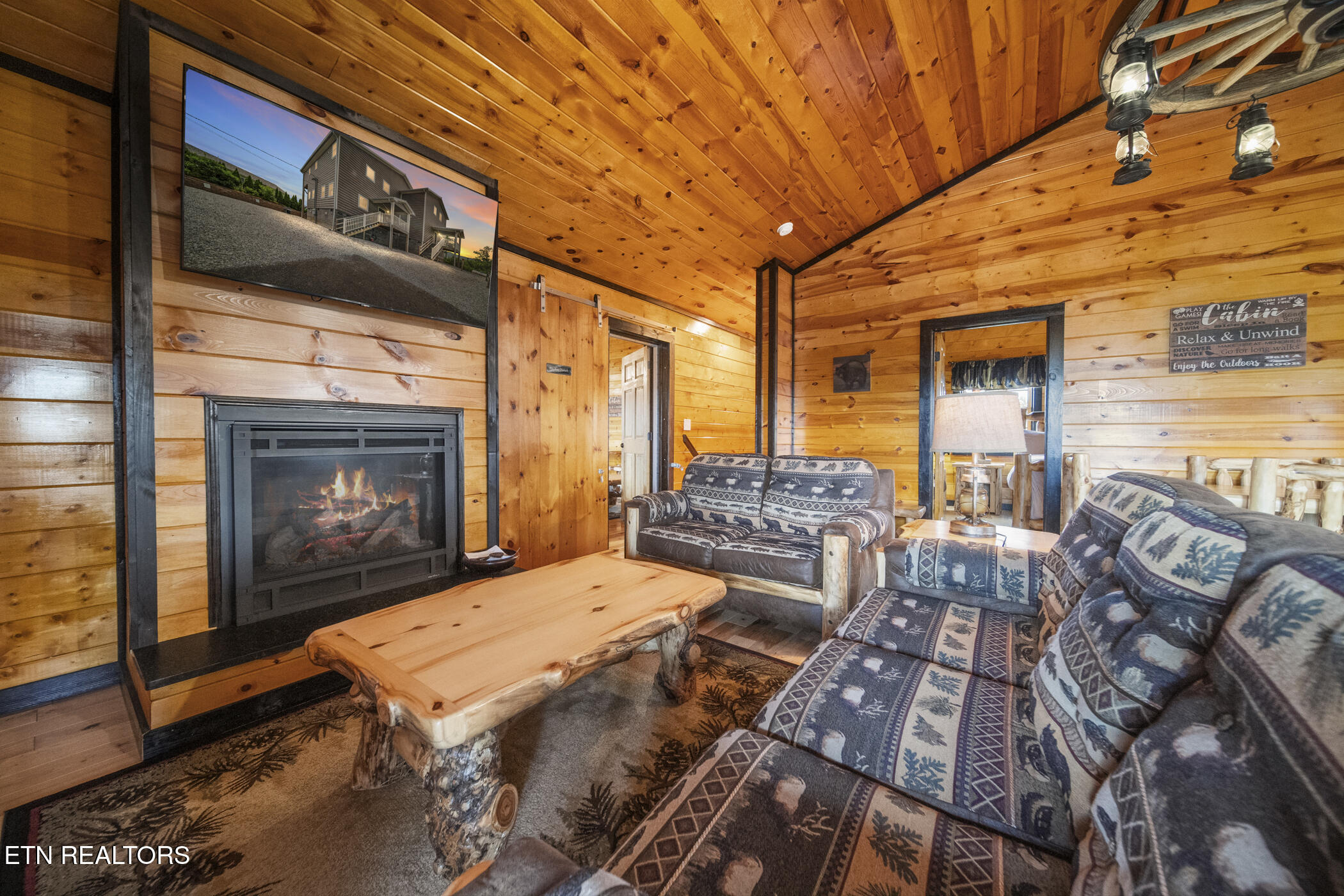 1156 Hemlock Drive Gatlinburg TN 37738