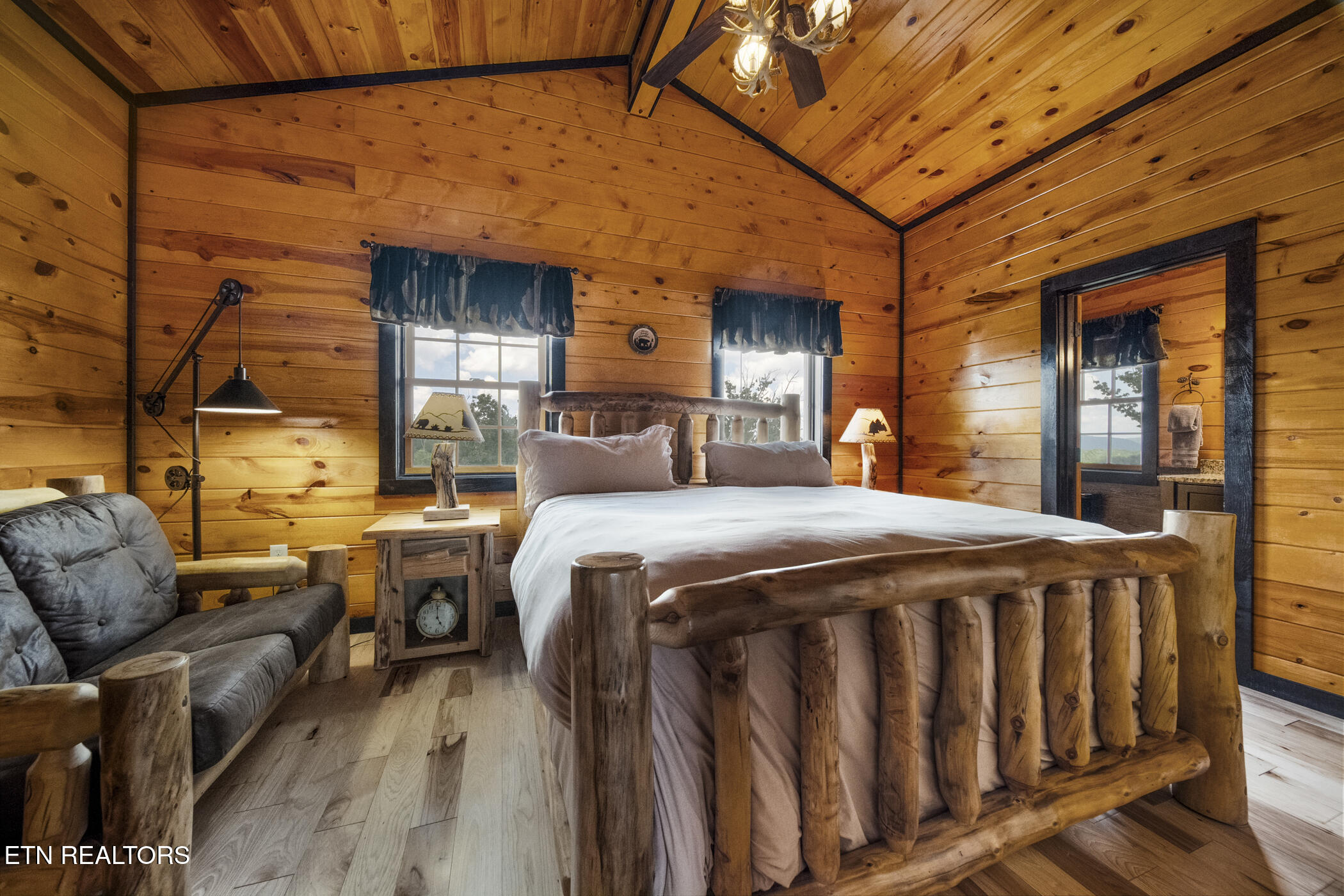 1156 Hemlock Drive Gatlinburg TN 37738