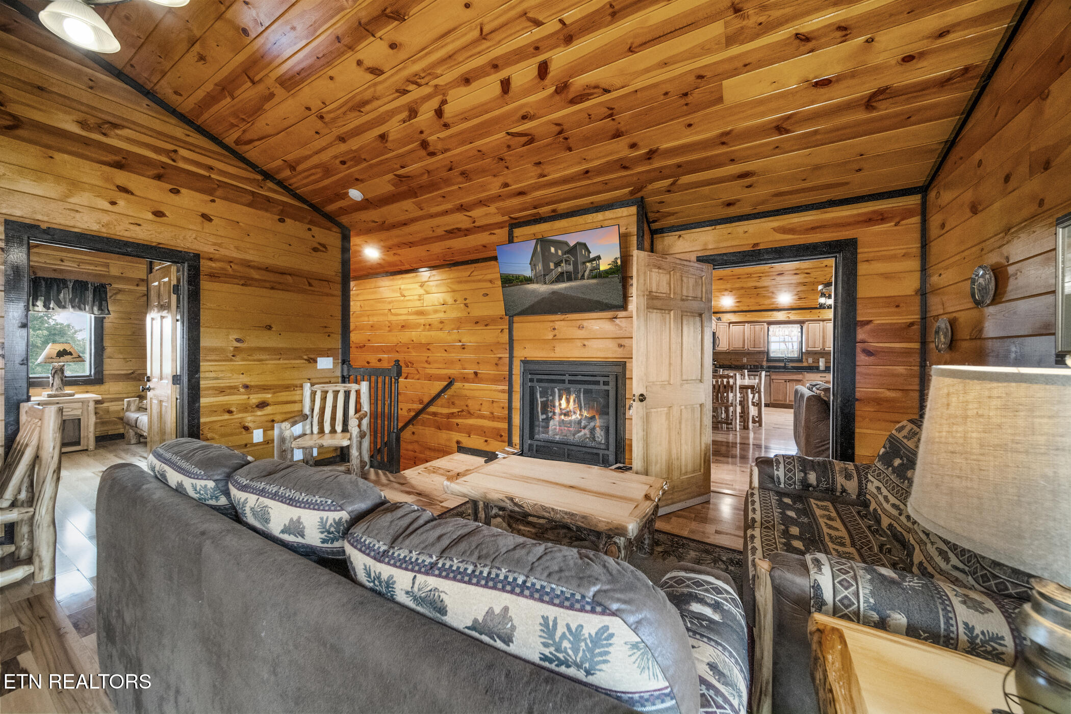 1156 Hemlock Drive Gatlinburg TN 37738