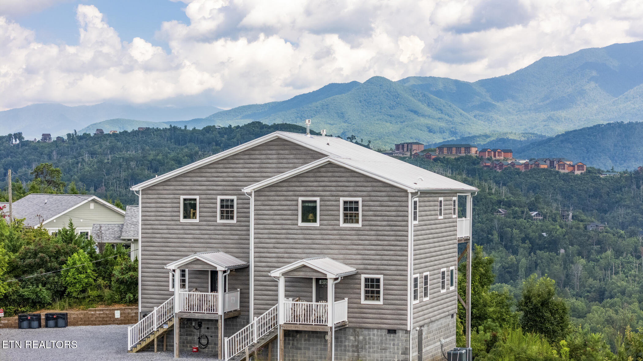 1156 Hemlock Drive Gatlinburg TN 37738