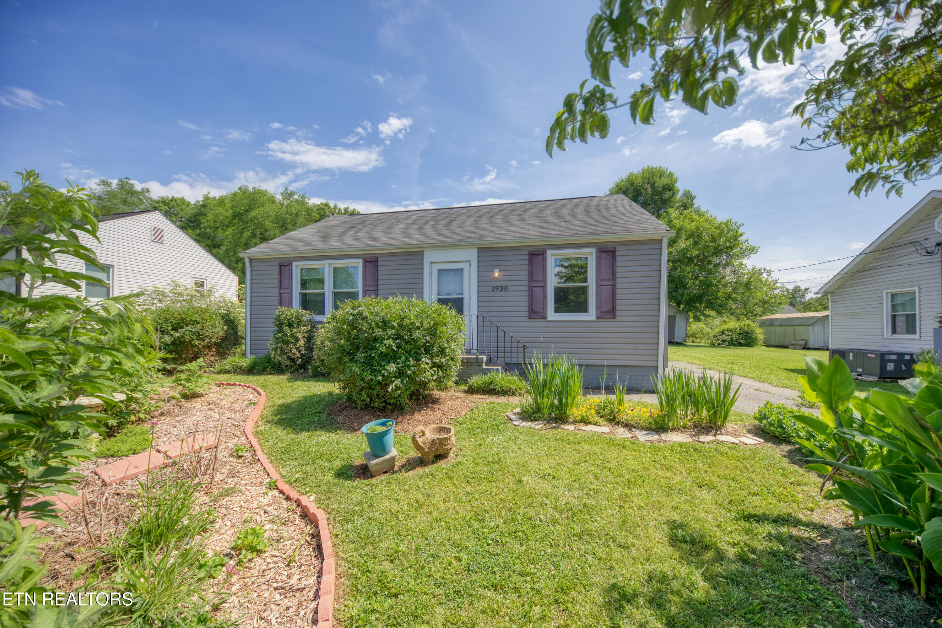 1930 W Gilbert Lane Knoxville TN 37920