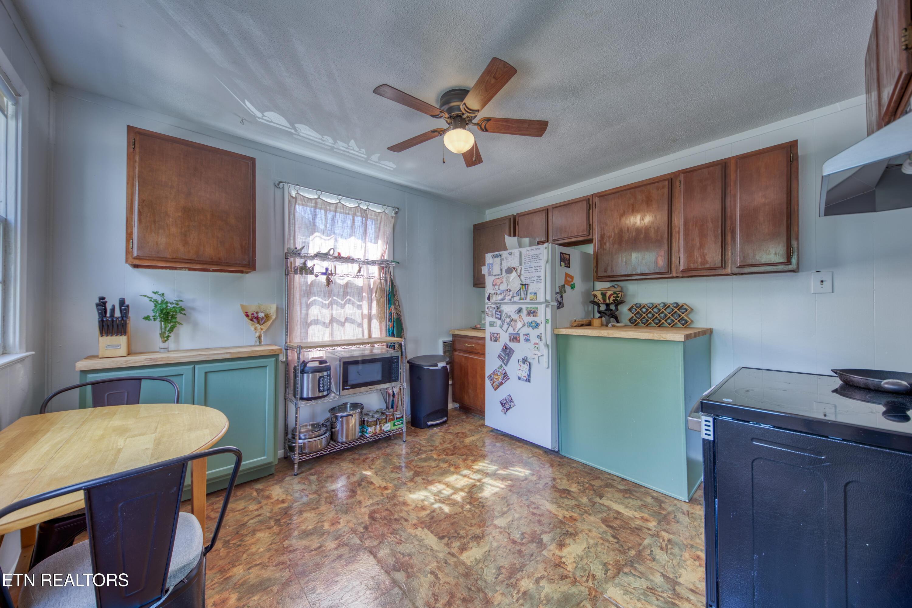 1930 W Gilbert Lane Knoxville TN 37920
