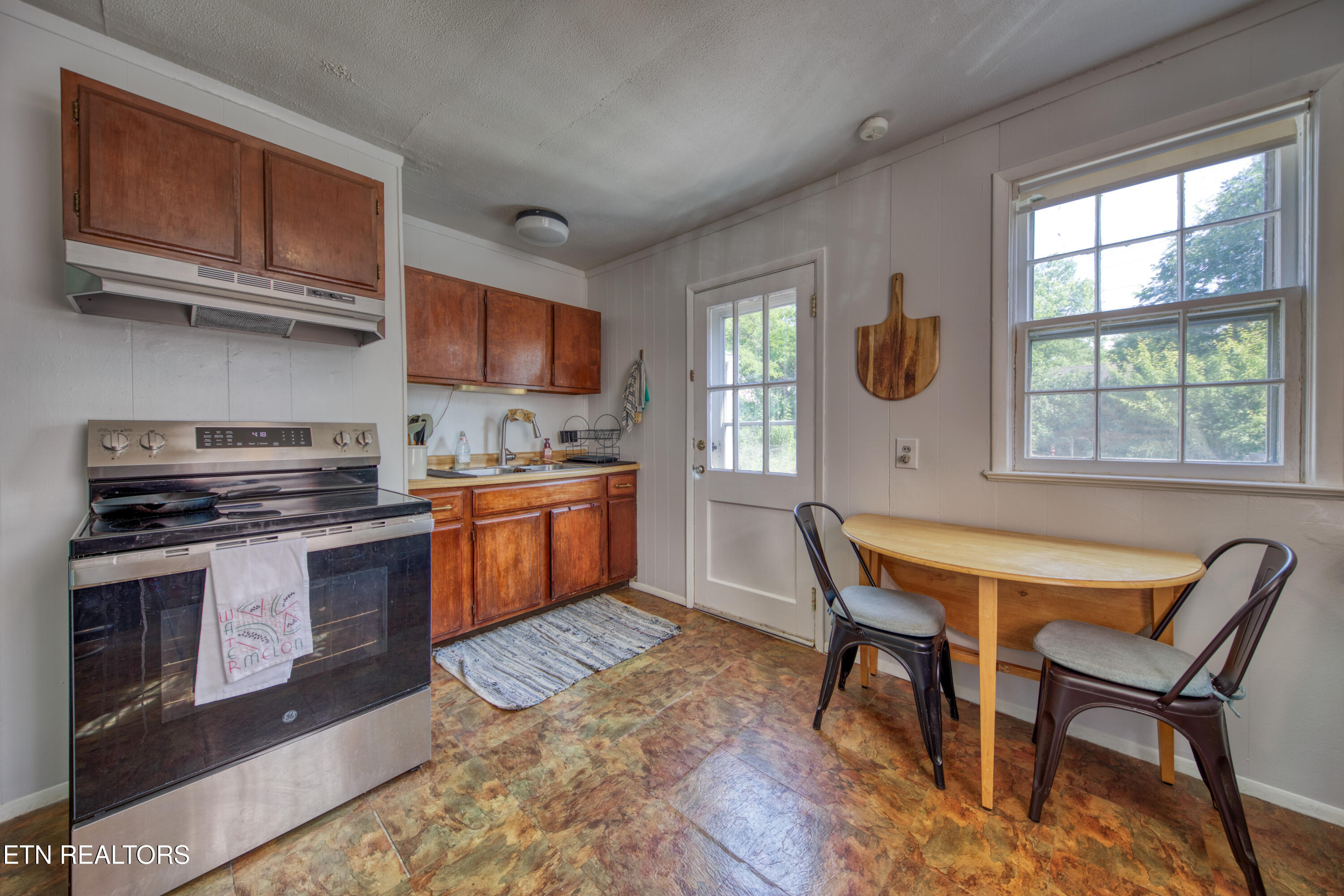 1930 W Gilbert Lane Knoxville TN 37920