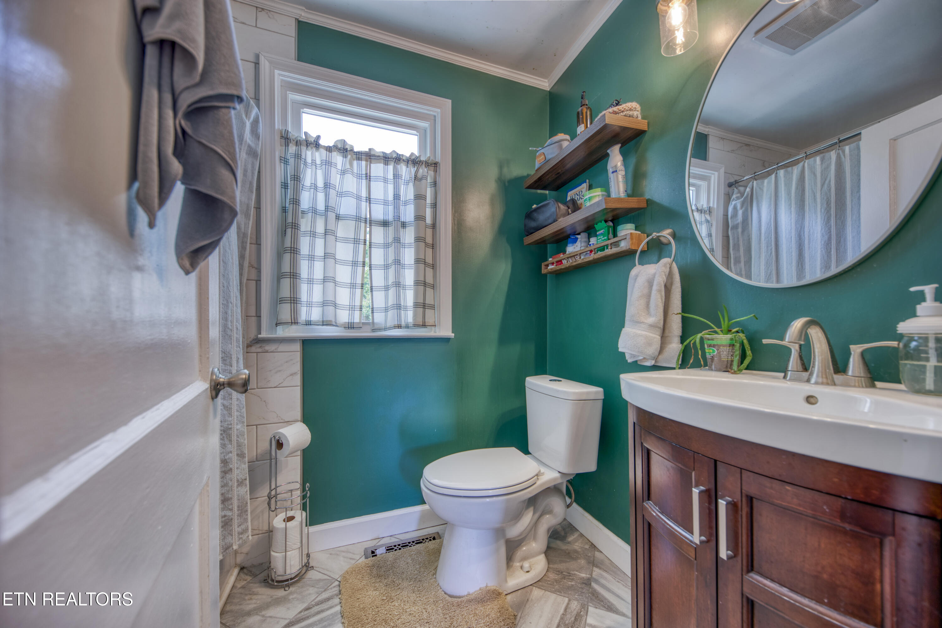 1930 W Gilbert Lane Knoxville TN 37920