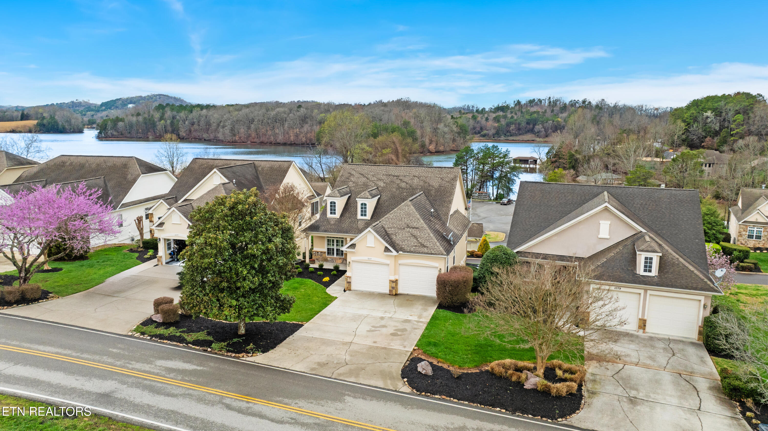 1069 Rarity Bay Parkway Vonore TN 37885