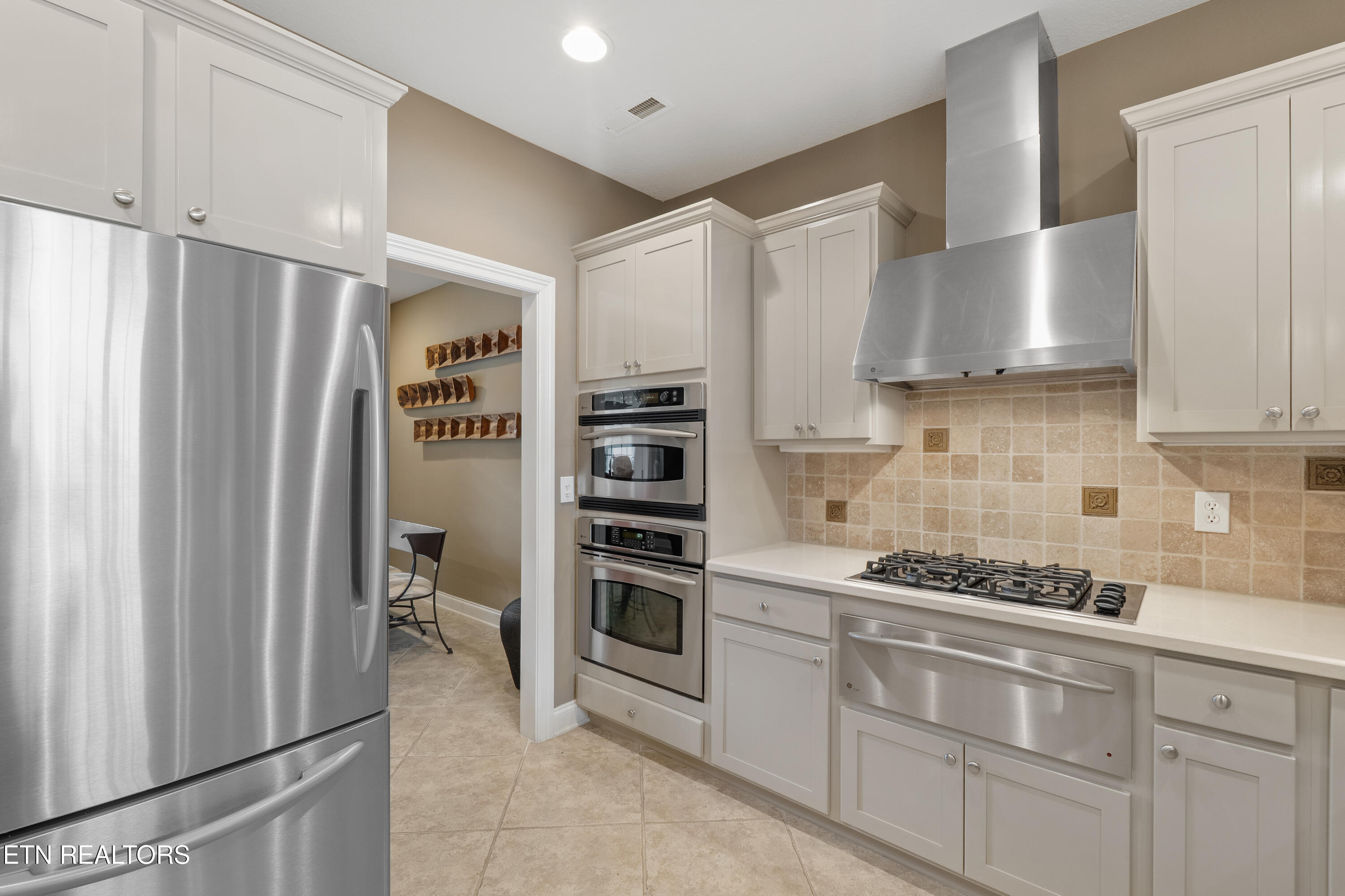 1069 Rarity Bay Parkway Vonore TN 37885