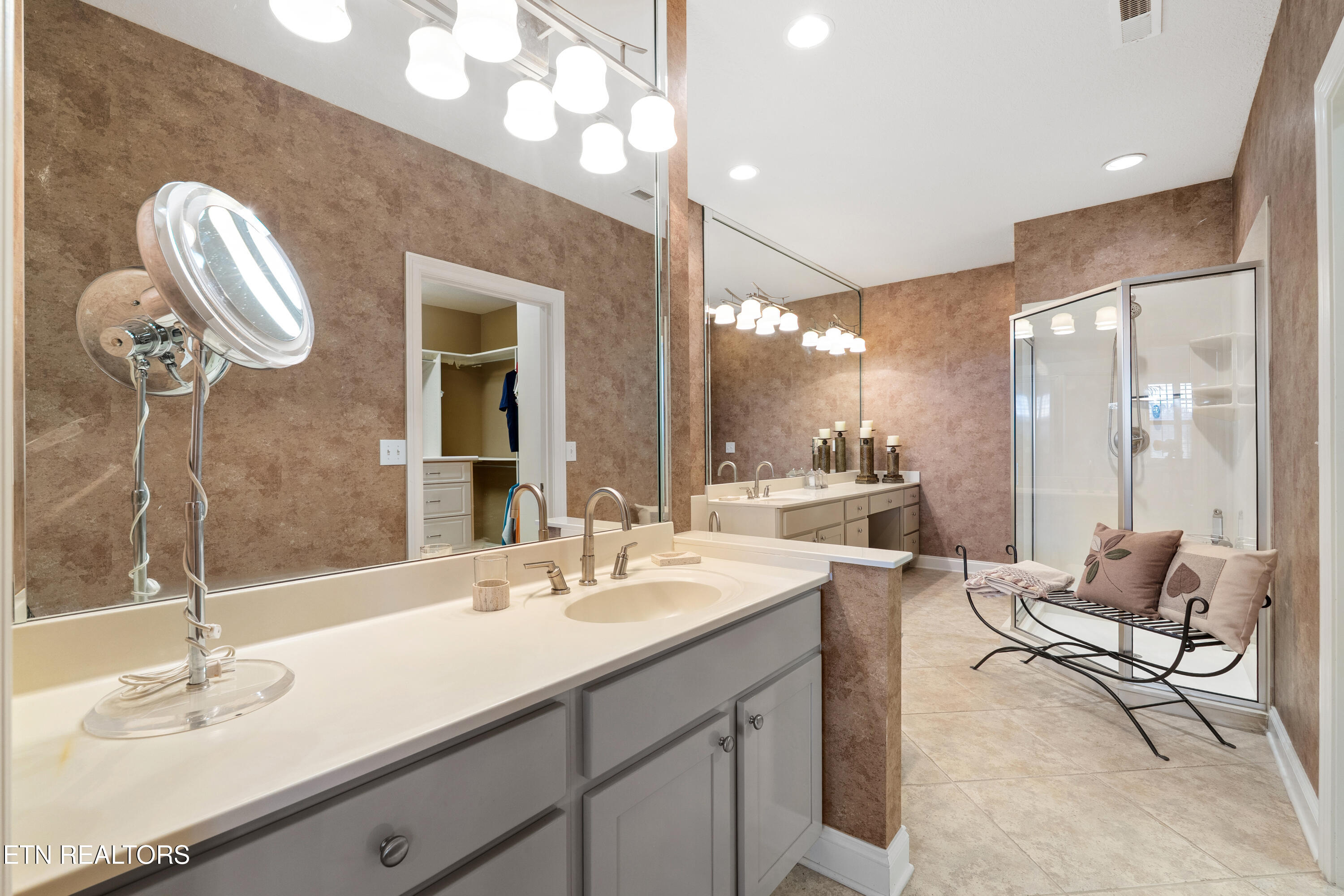 1069 Rarity Bay Parkway Vonore TN 37885