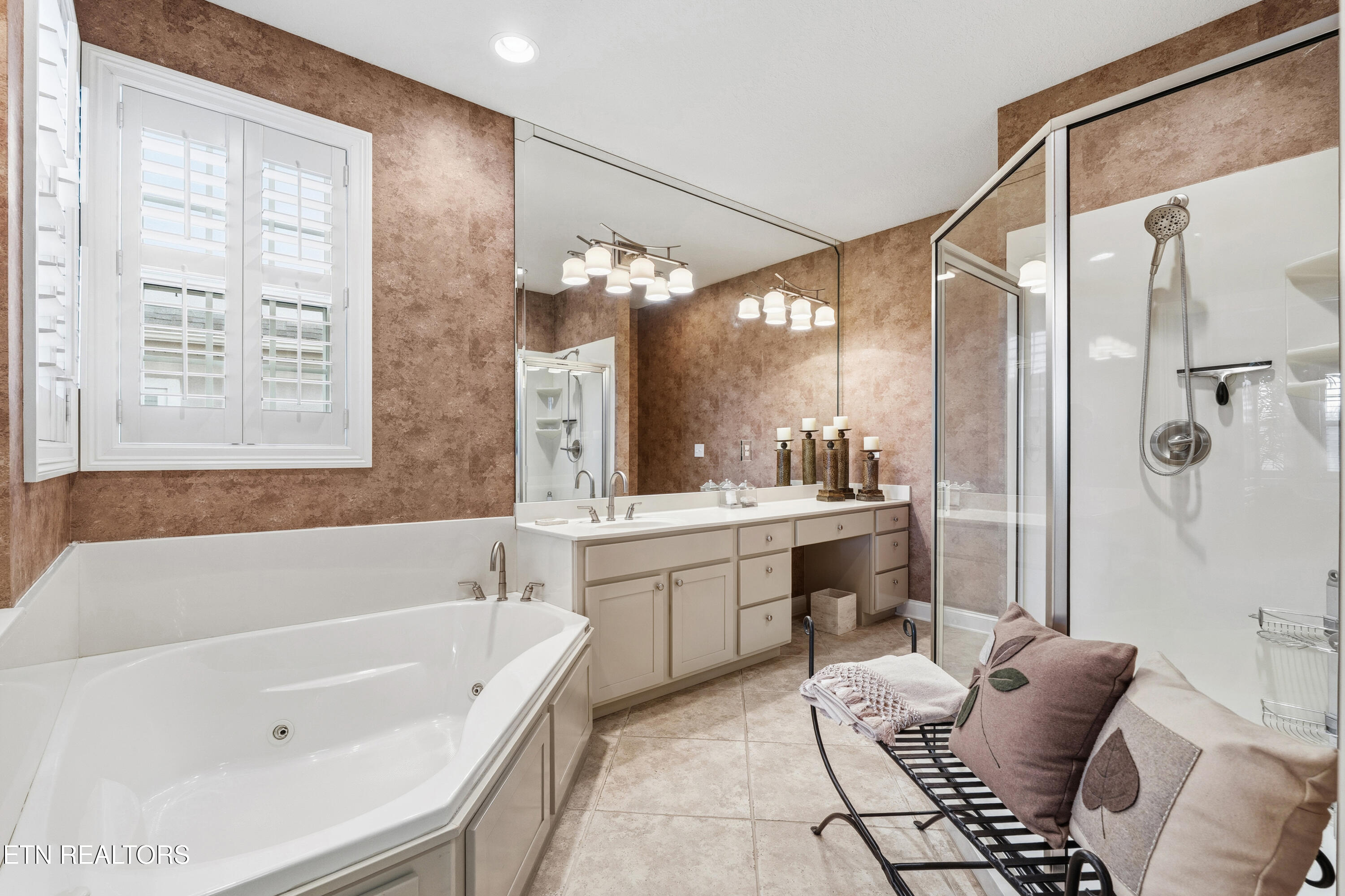 1069 Rarity Bay Parkway Vonore TN 37885