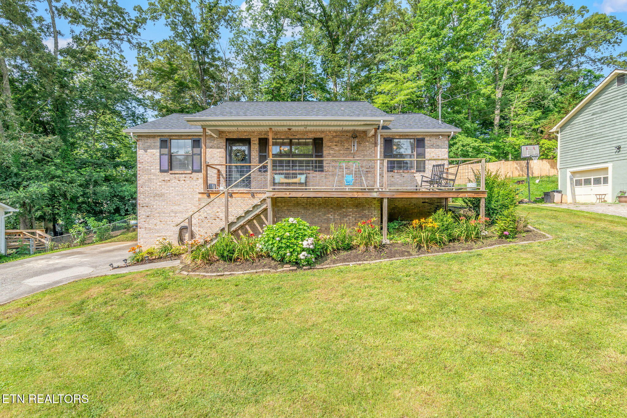 124 Pheasant Road Clinton TN 37716