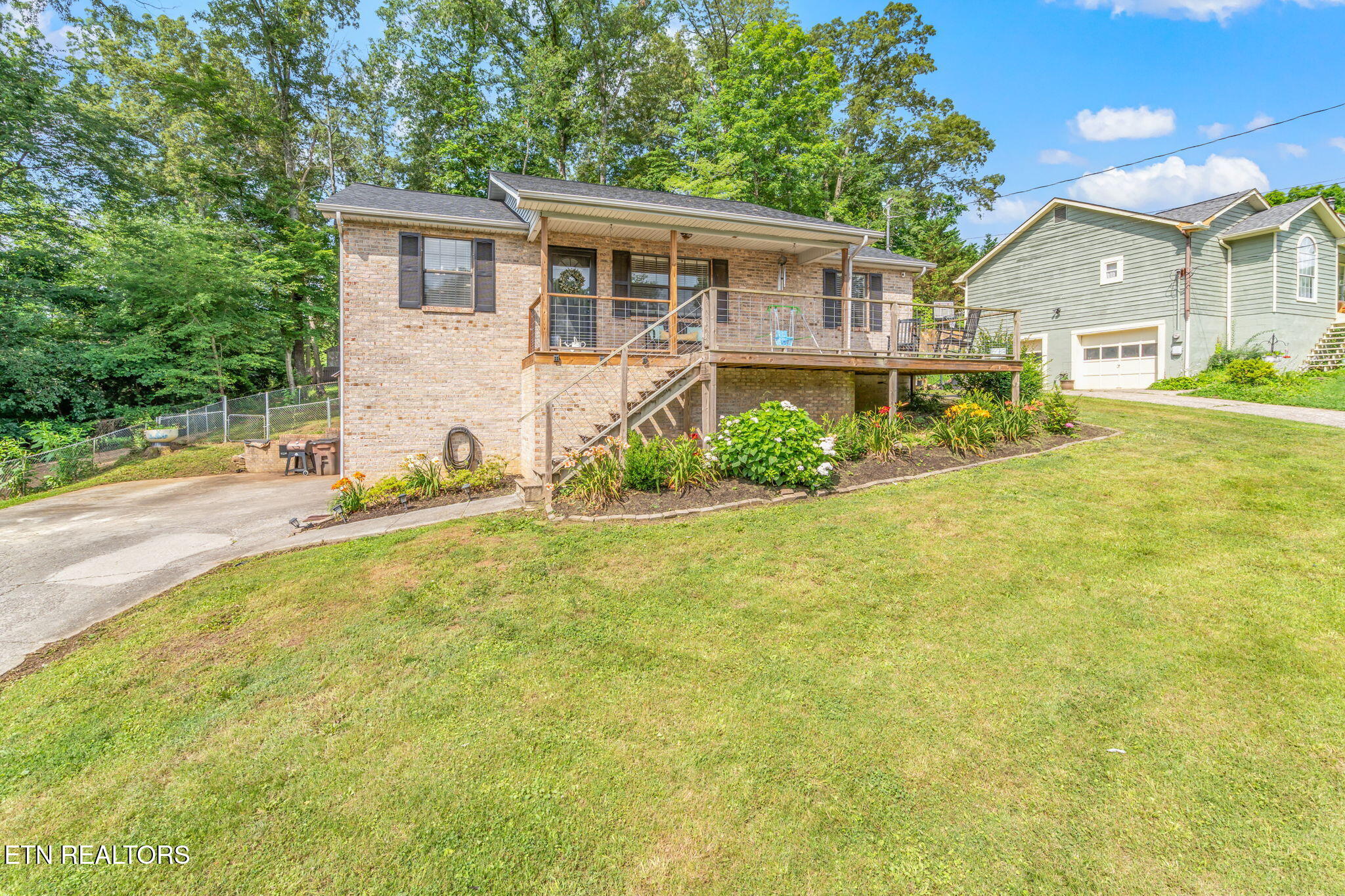 124 Pheasant Road Clinton TN 37716