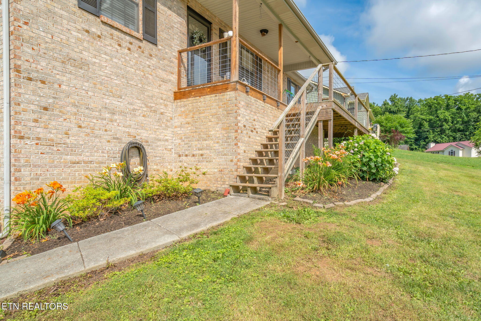 124 Pheasant Road Clinton TN 37716