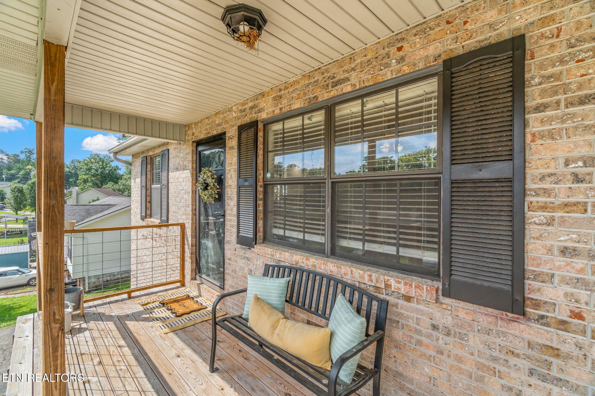 124 Pheasant Road Clinton TN 37716