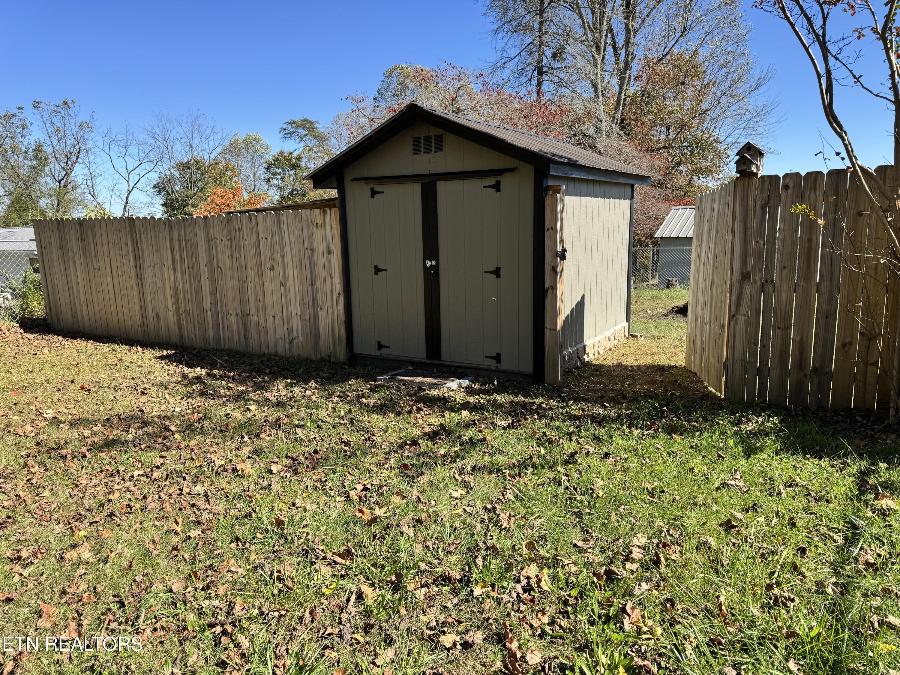 28 Cottage Street Crossville TN 38571