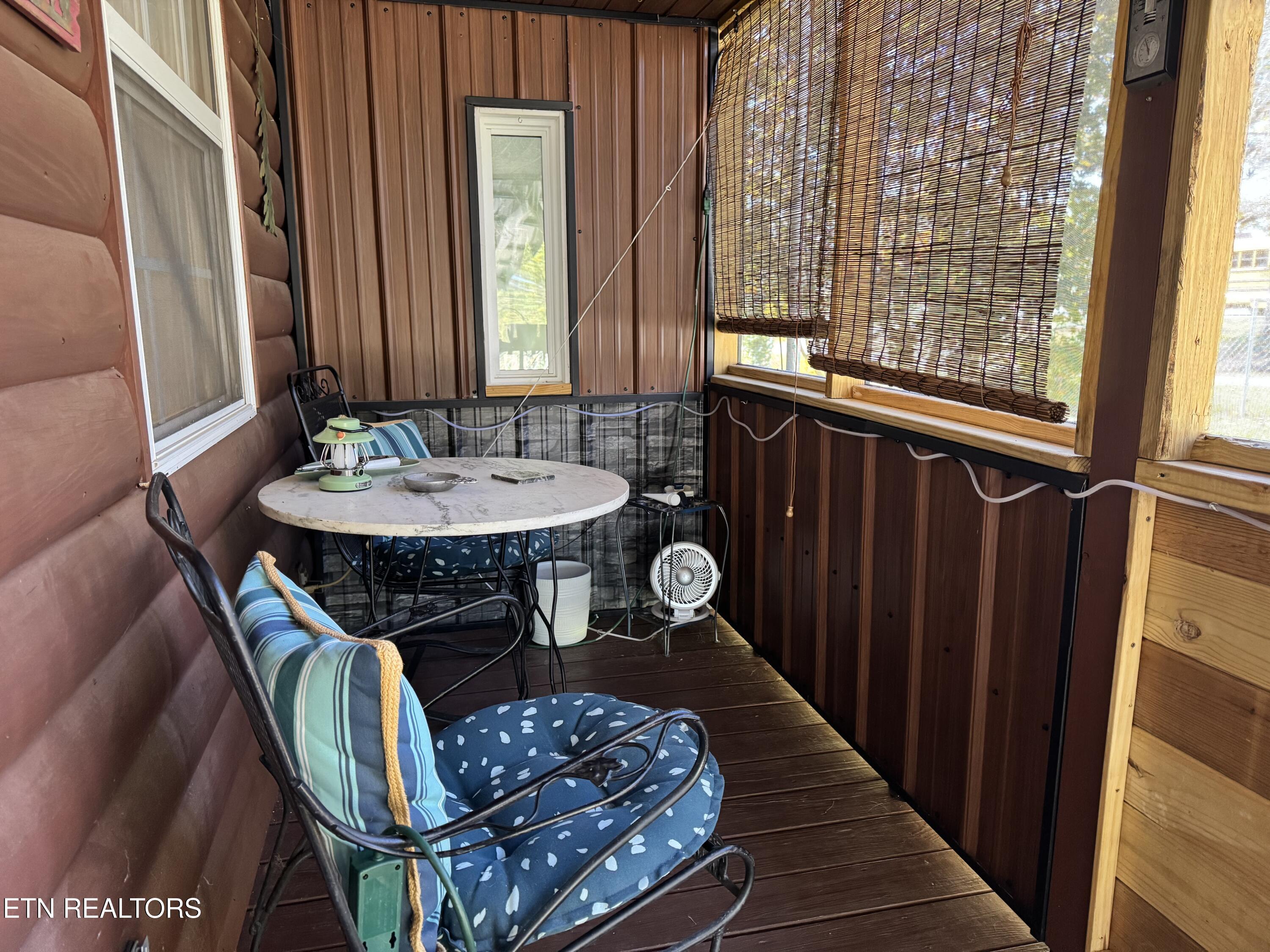 28 Cottage Street Crossville TN 38571