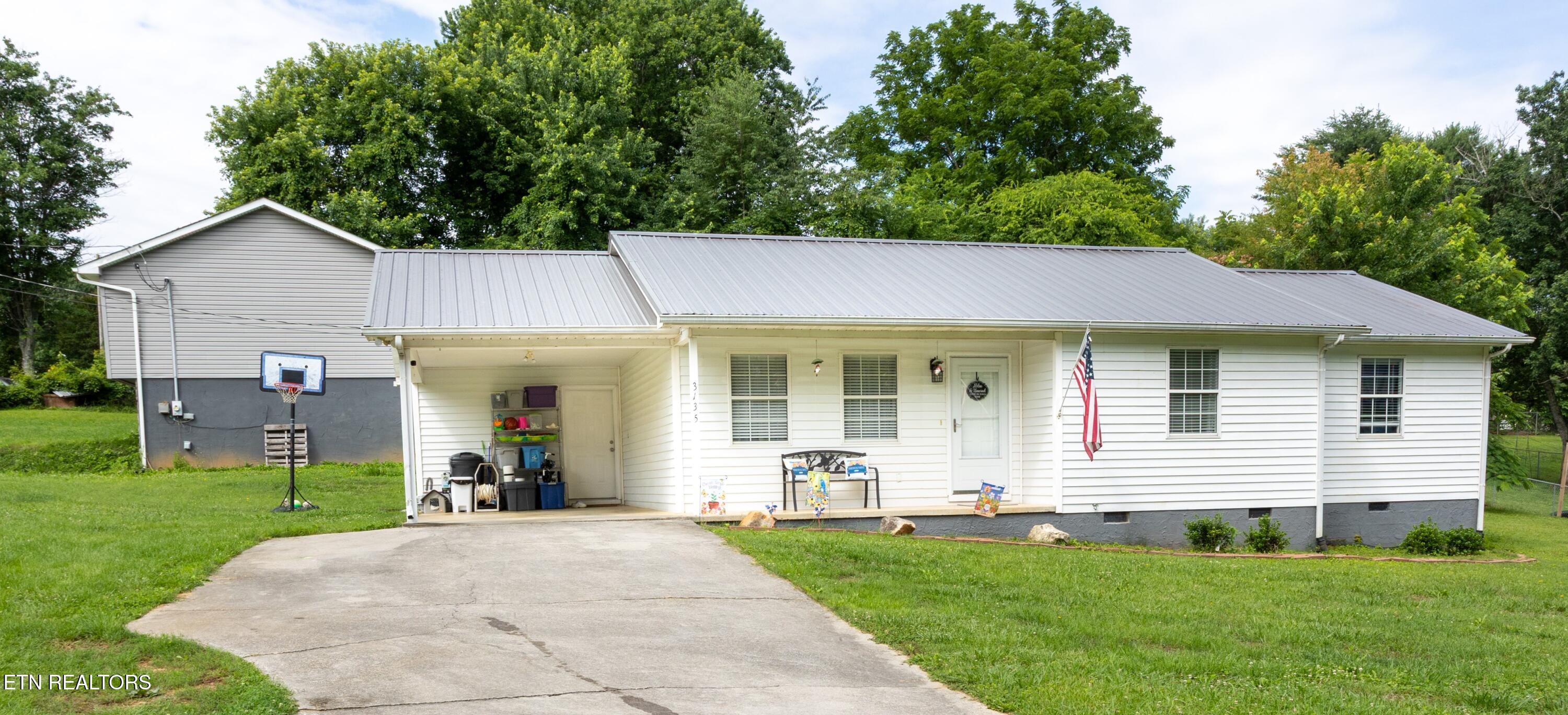 3135 Arthur Walker Road Maryville TN 37803