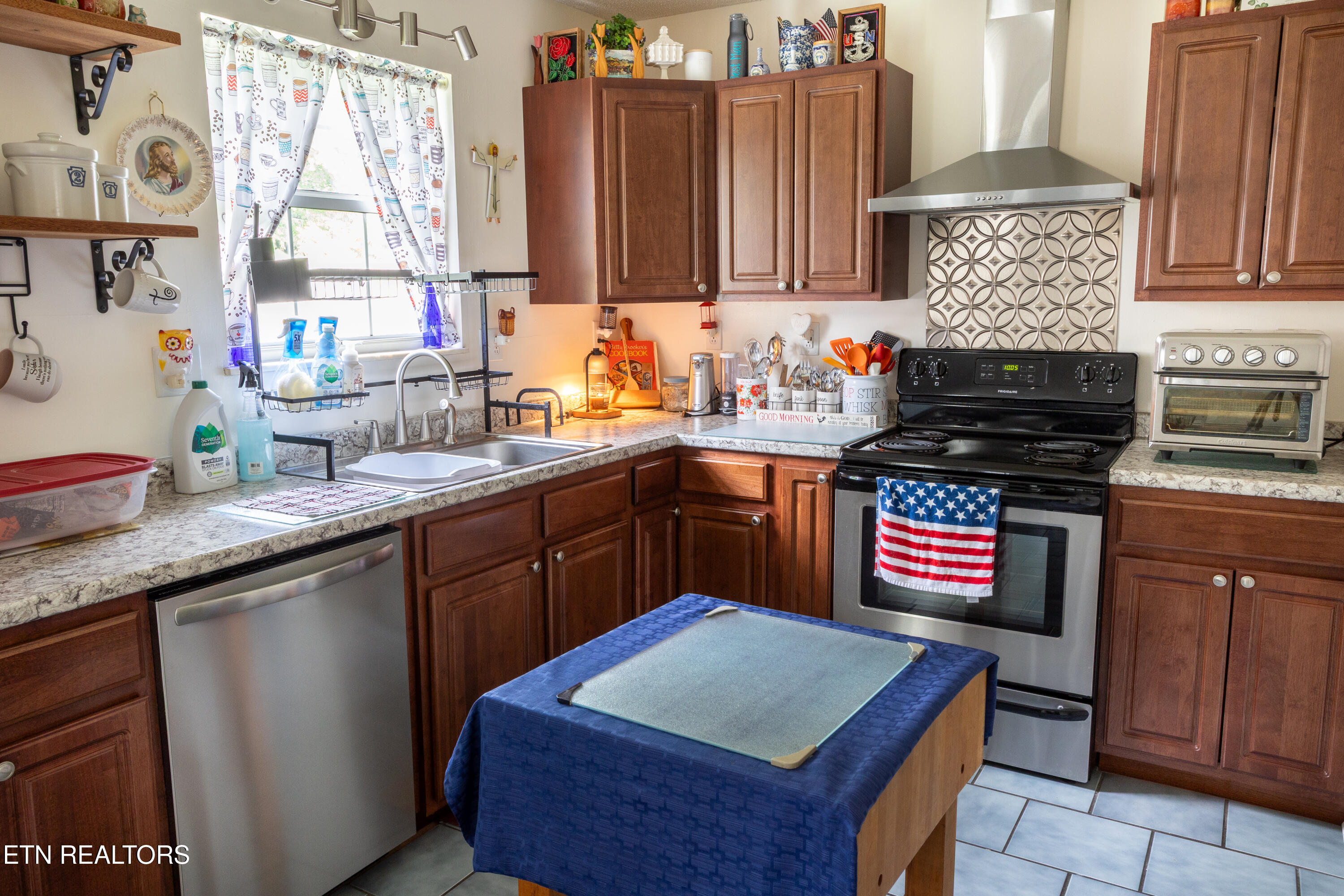 3135 Arthur Walker Road Maryville TN 37803