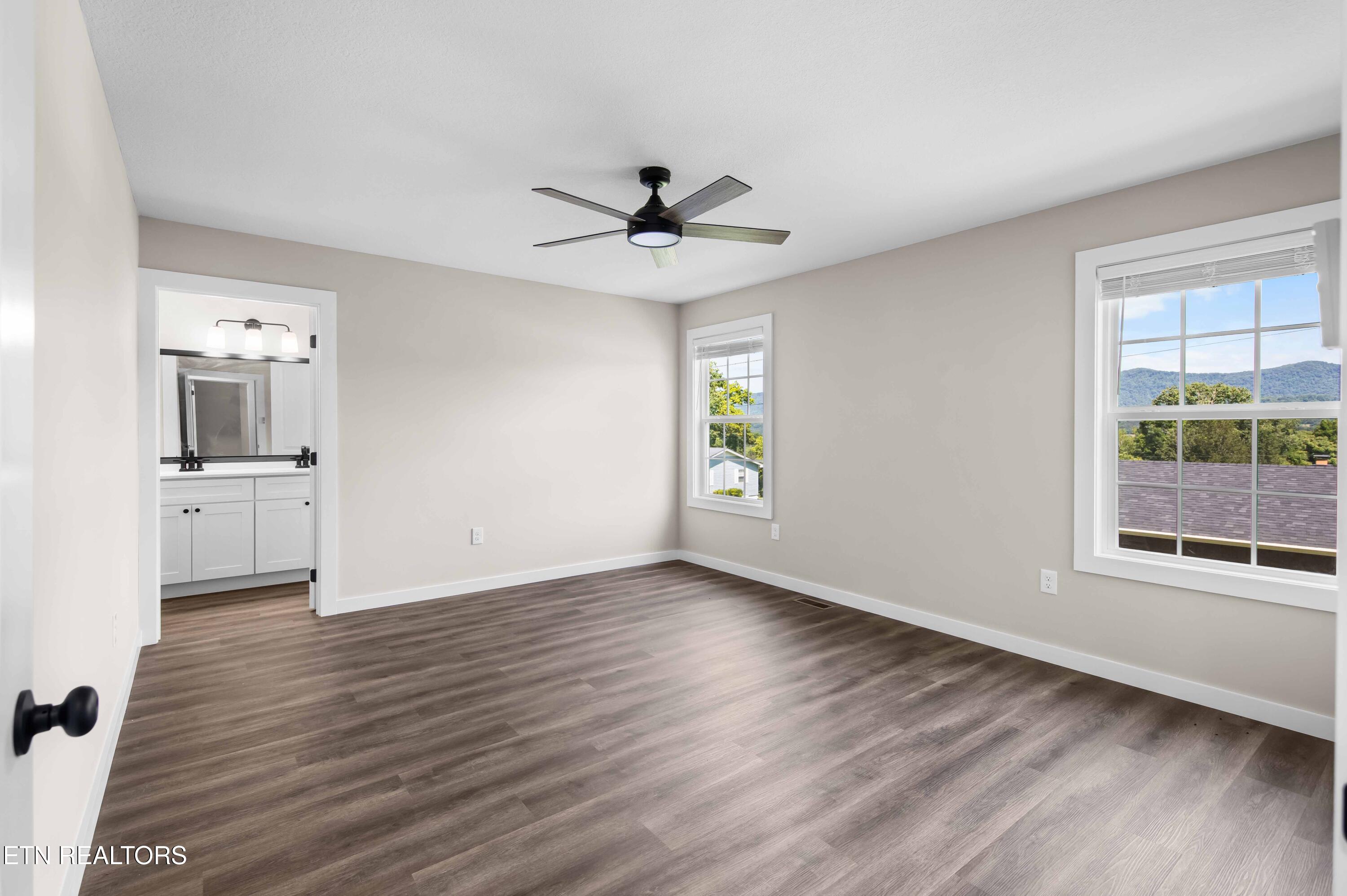 391 Summit Drive Speedwell TN 37870