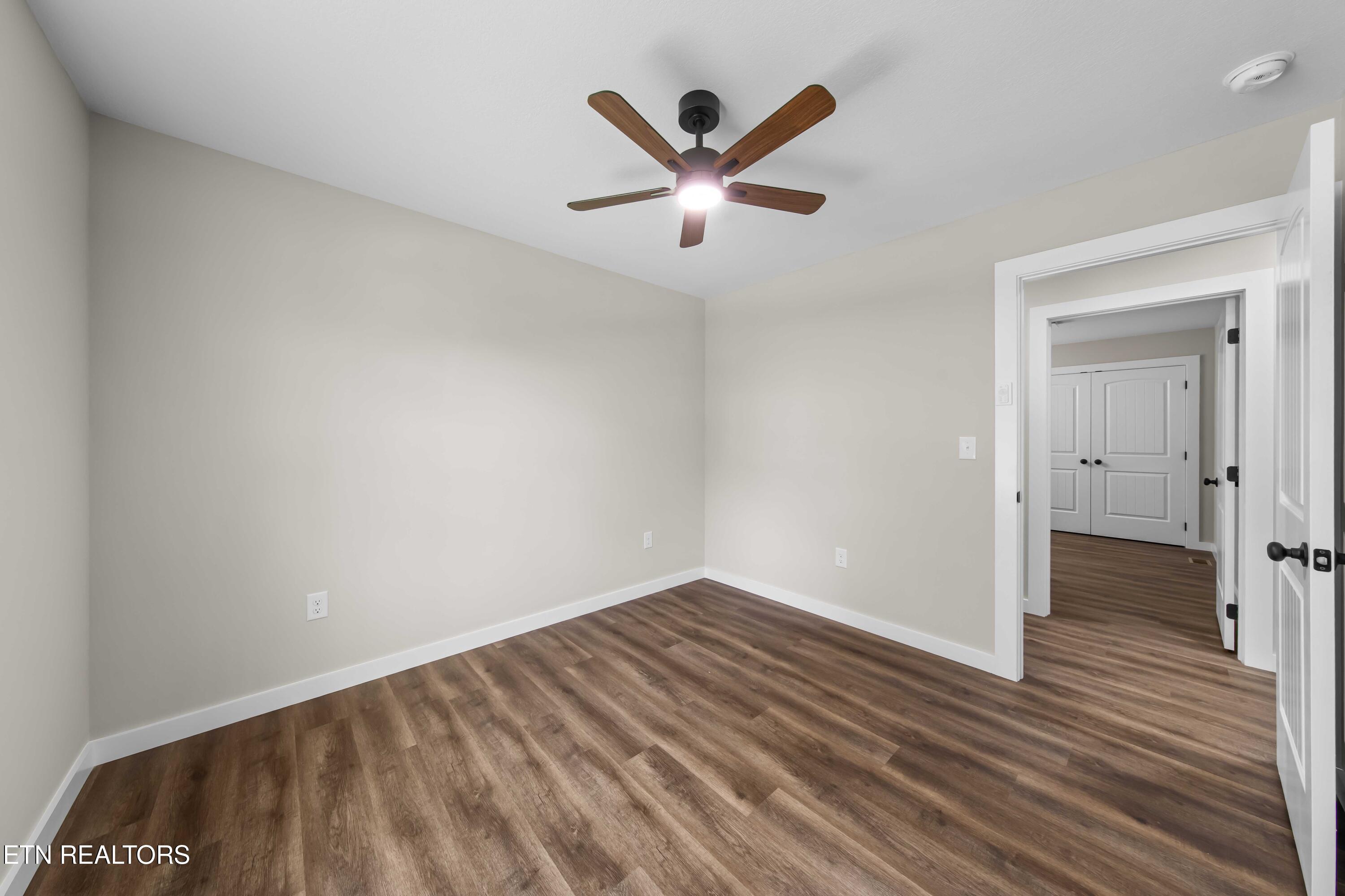 391 Summit Drive Speedwell TN 37870