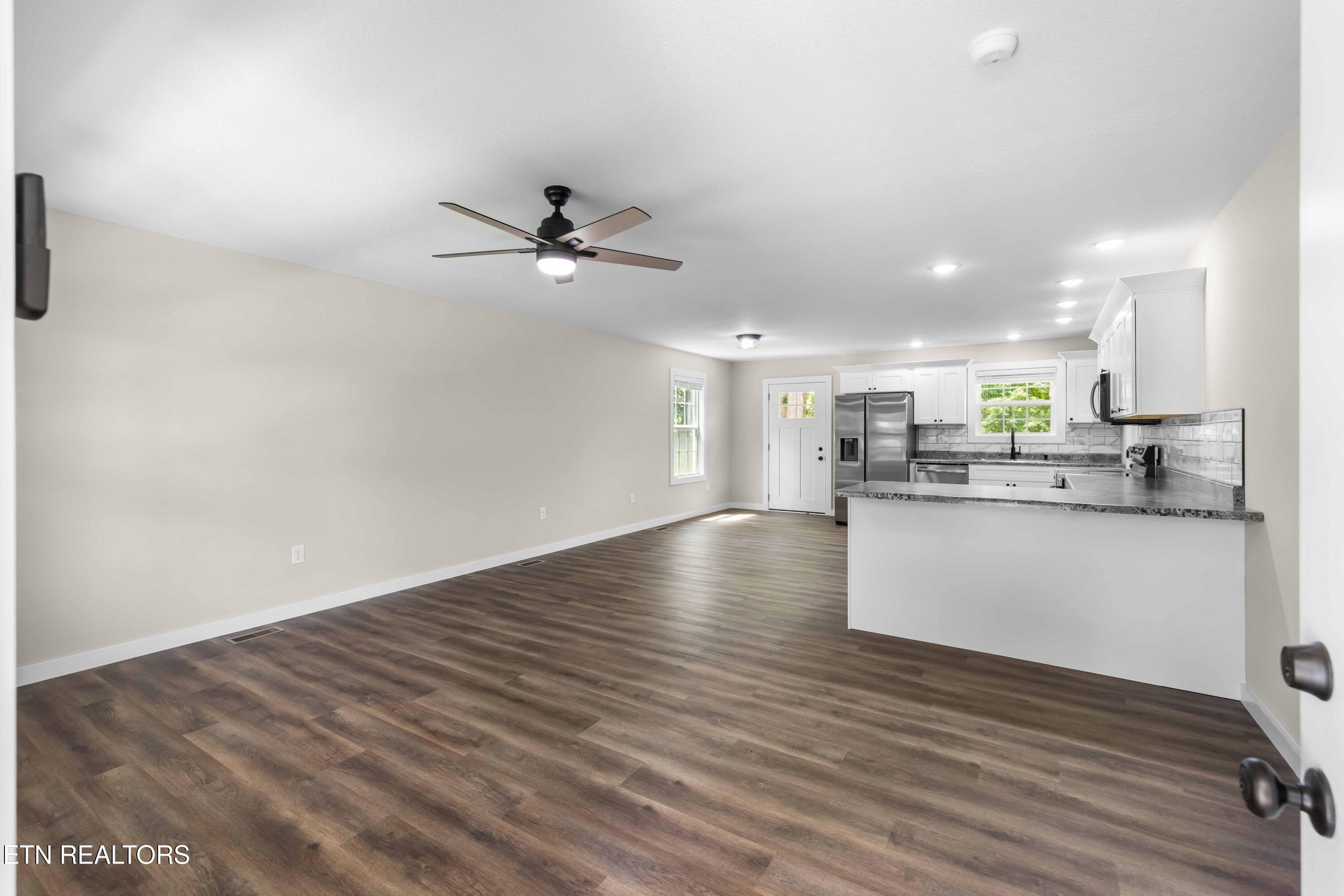 391 Summit Drive Speedwell TN 37870