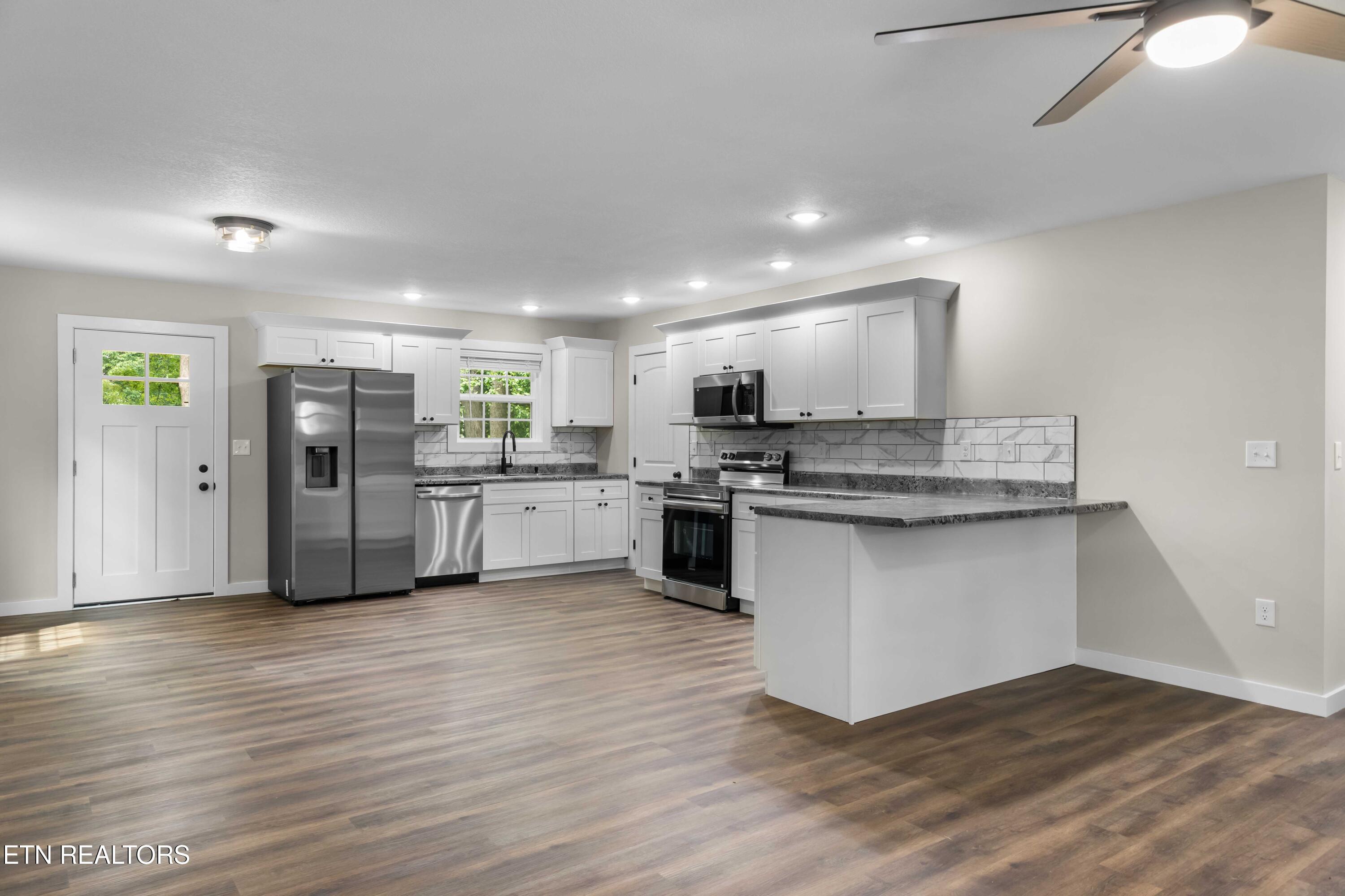 391 Summit Drive Speedwell TN 37870