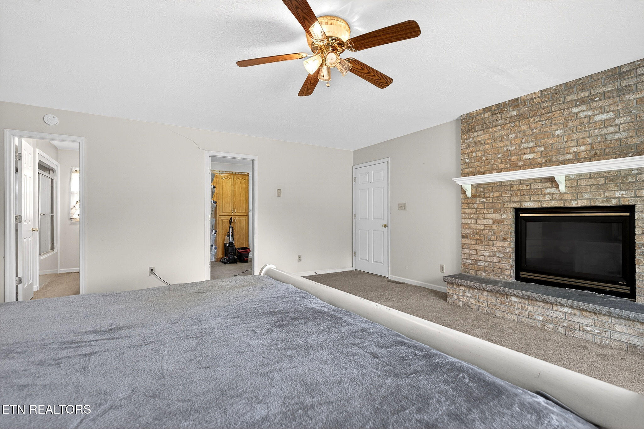 1396 N York Highway Jamestown TN 38556